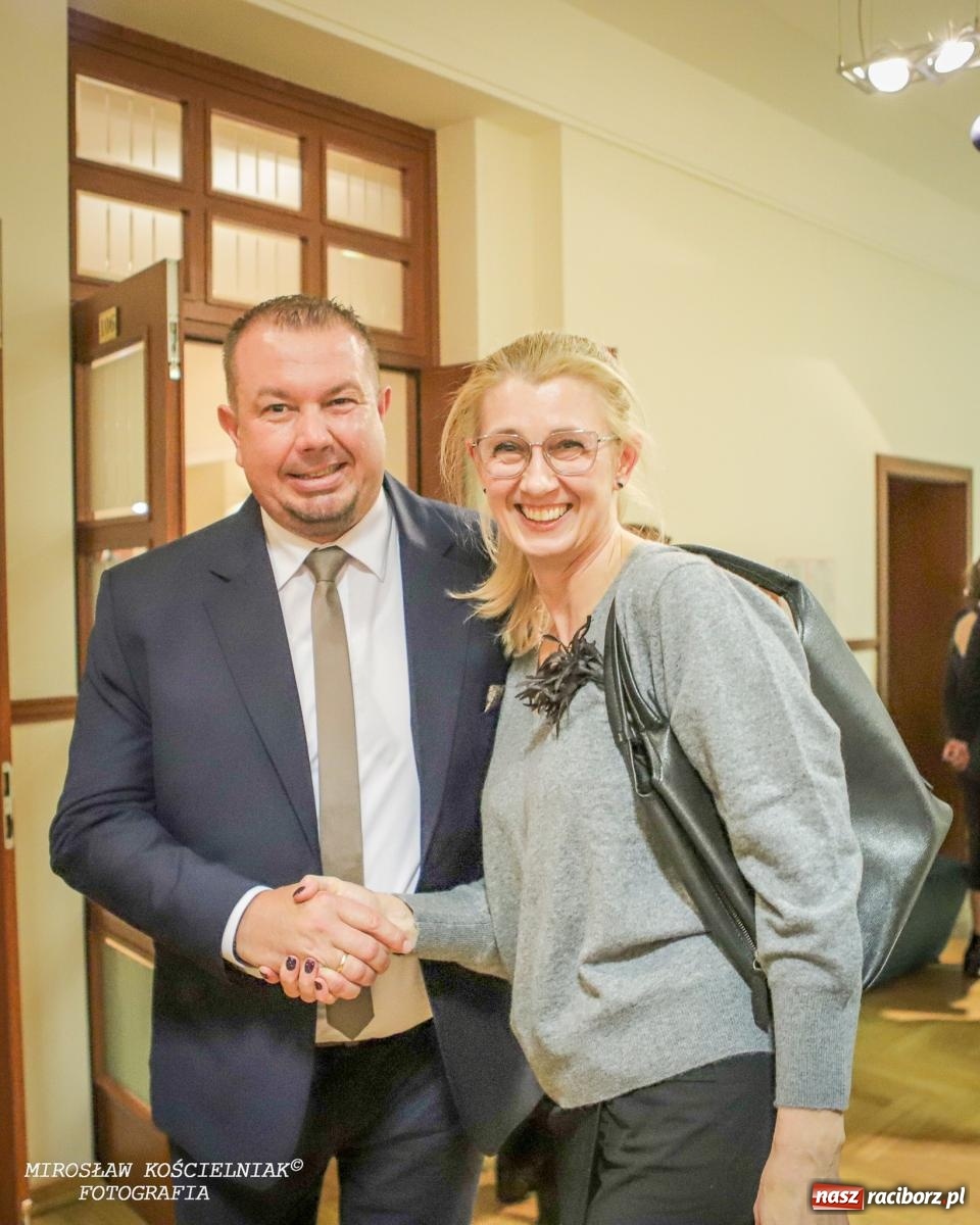 Zdjęcie w galerii na portalu naszraciborz.pl: Koncert Noworoczny w RCK. Zapraszali starosta i prezydent [FOTO i WIDEO] wiadomości z regionu