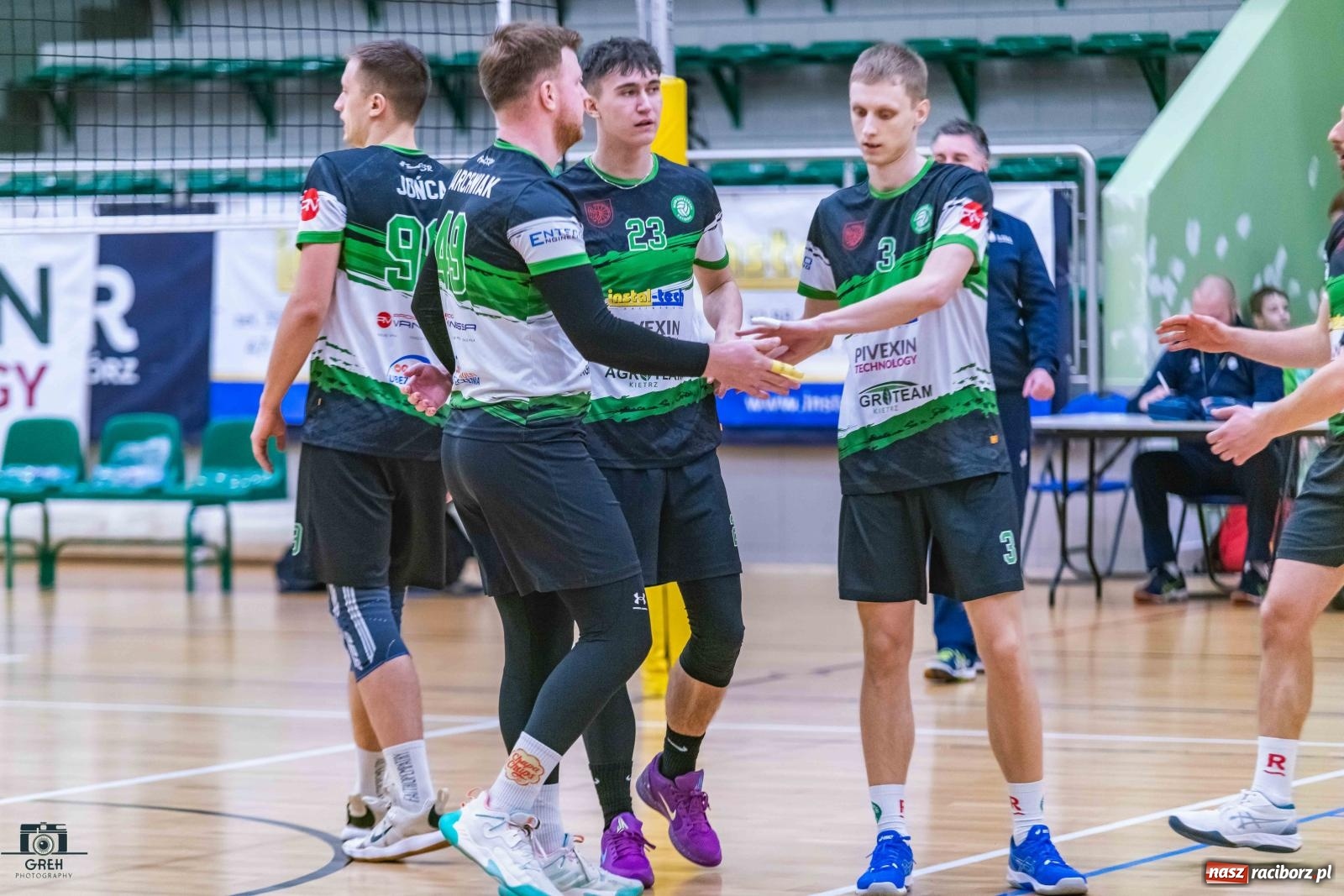 Zdjęcie w galerii na portalu naszraciborz.pl: Raciborzanie wrócili z dalekiej podróży i pozbawili gości nadziei [FOTO] wiadomości z regionu