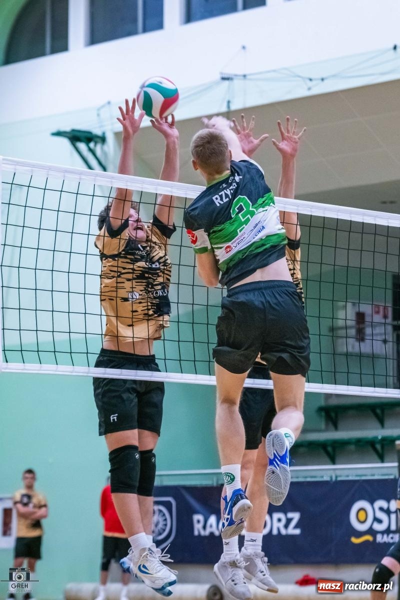 Zdjęcie w galerii na portalu naszraciborz.pl: Raciborzanie wrócili z dalekiej podróży i pozbawili gości nadziei [FOTO] wiadomości z regionu