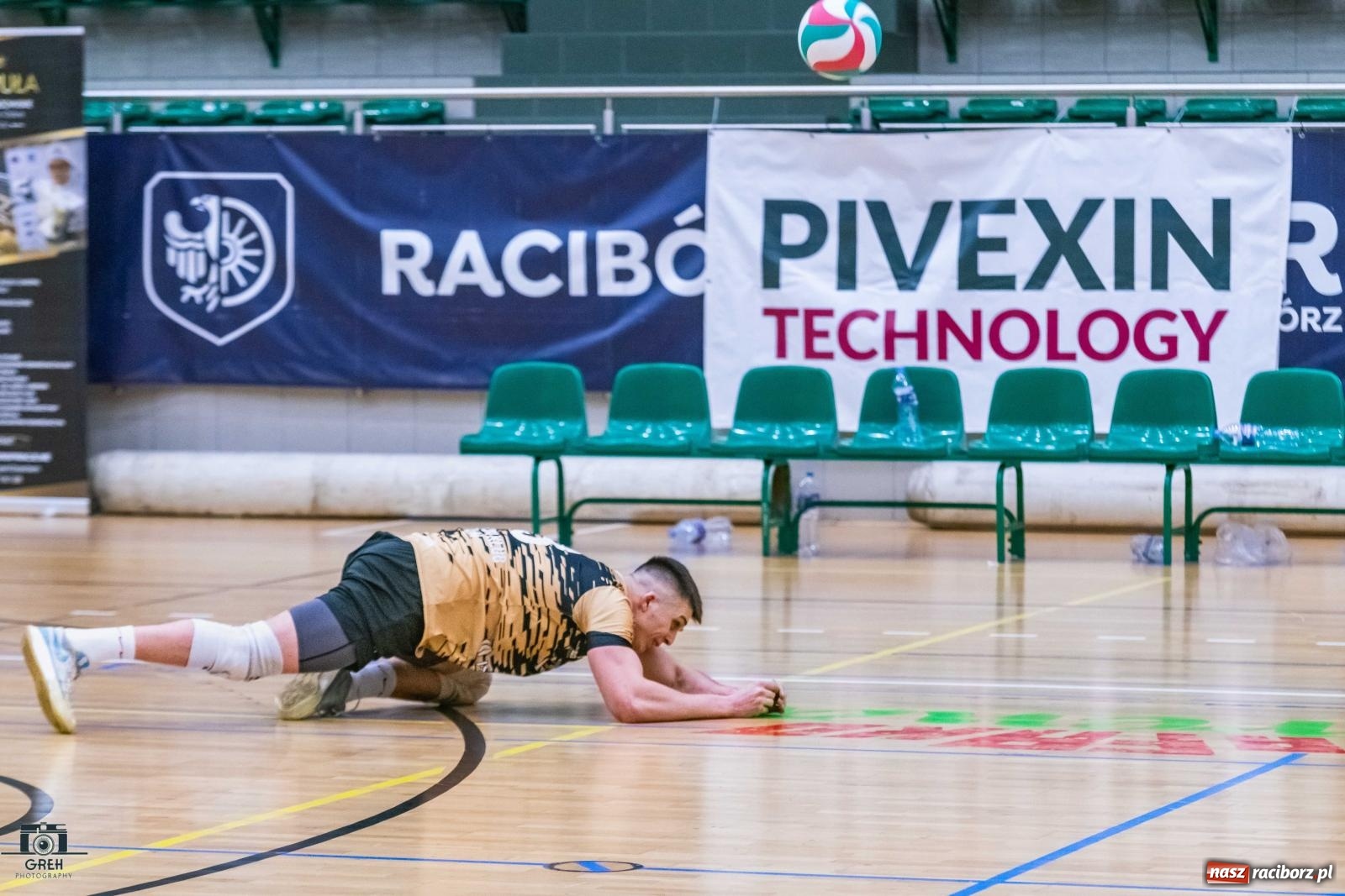 Zdjęcie w galerii na portalu naszraciborz.pl: Raciborzanie wrócili z dalekiej podróży i pozbawili gości nadziei [FOTO] wiadomości z regionu