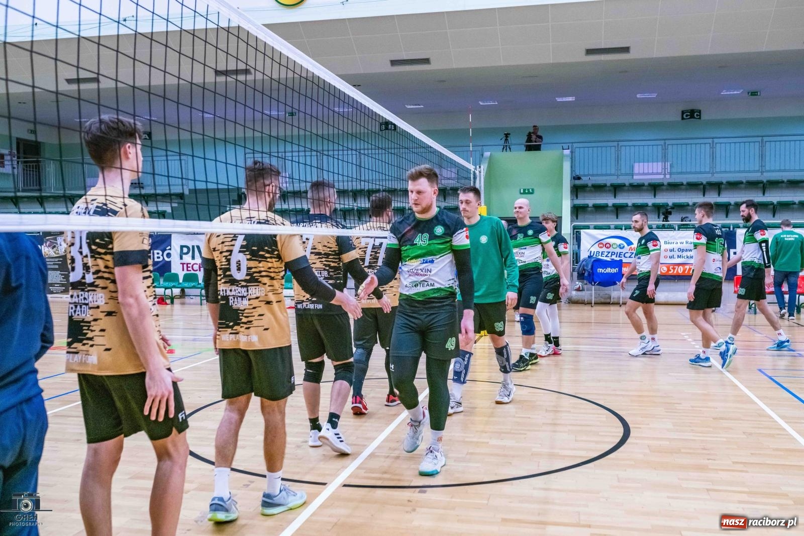 Zdjęcie w galerii na portalu naszraciborz.pl: Raciborzanie wrócili z dalekiej podróży i pozbawili gości nadziei [FOTO] wiadomości z regionu