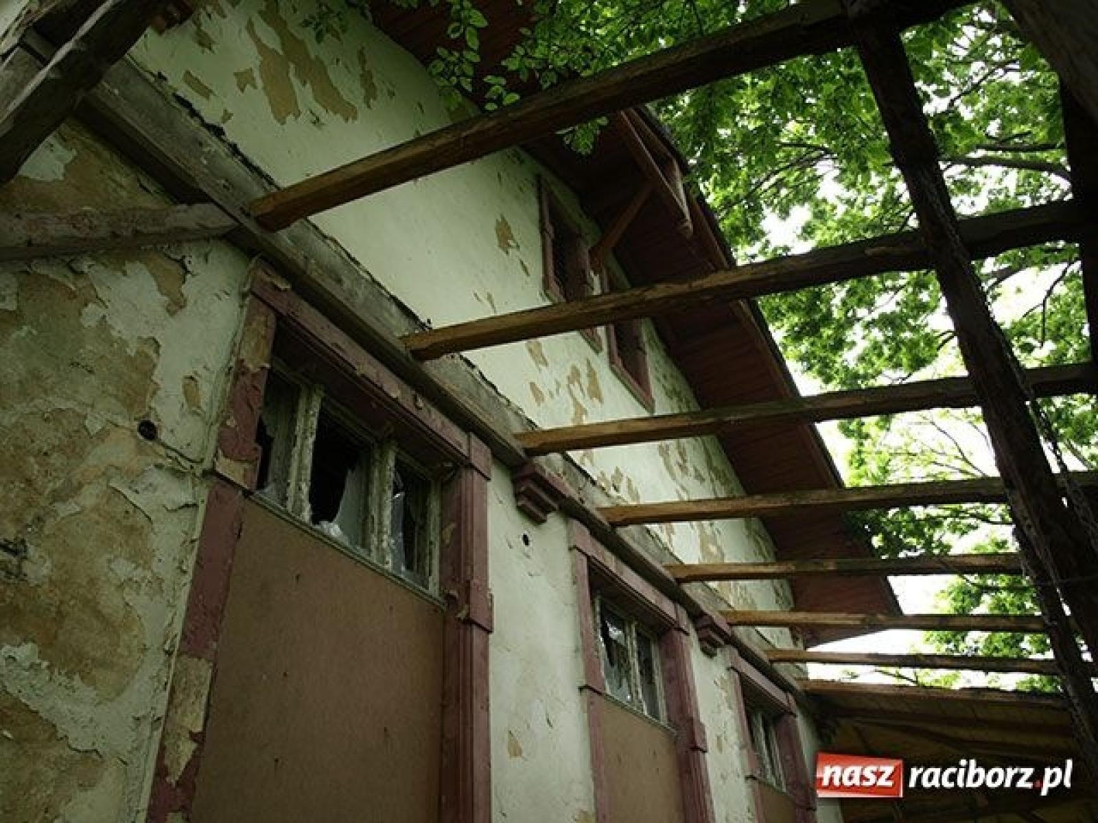 Zdjęcie w galerii na portalu naszraciborz.pl: Gruzowisko uprzątnięte. W lesie Widok ma ruszyć budowa wiadomości z regionu