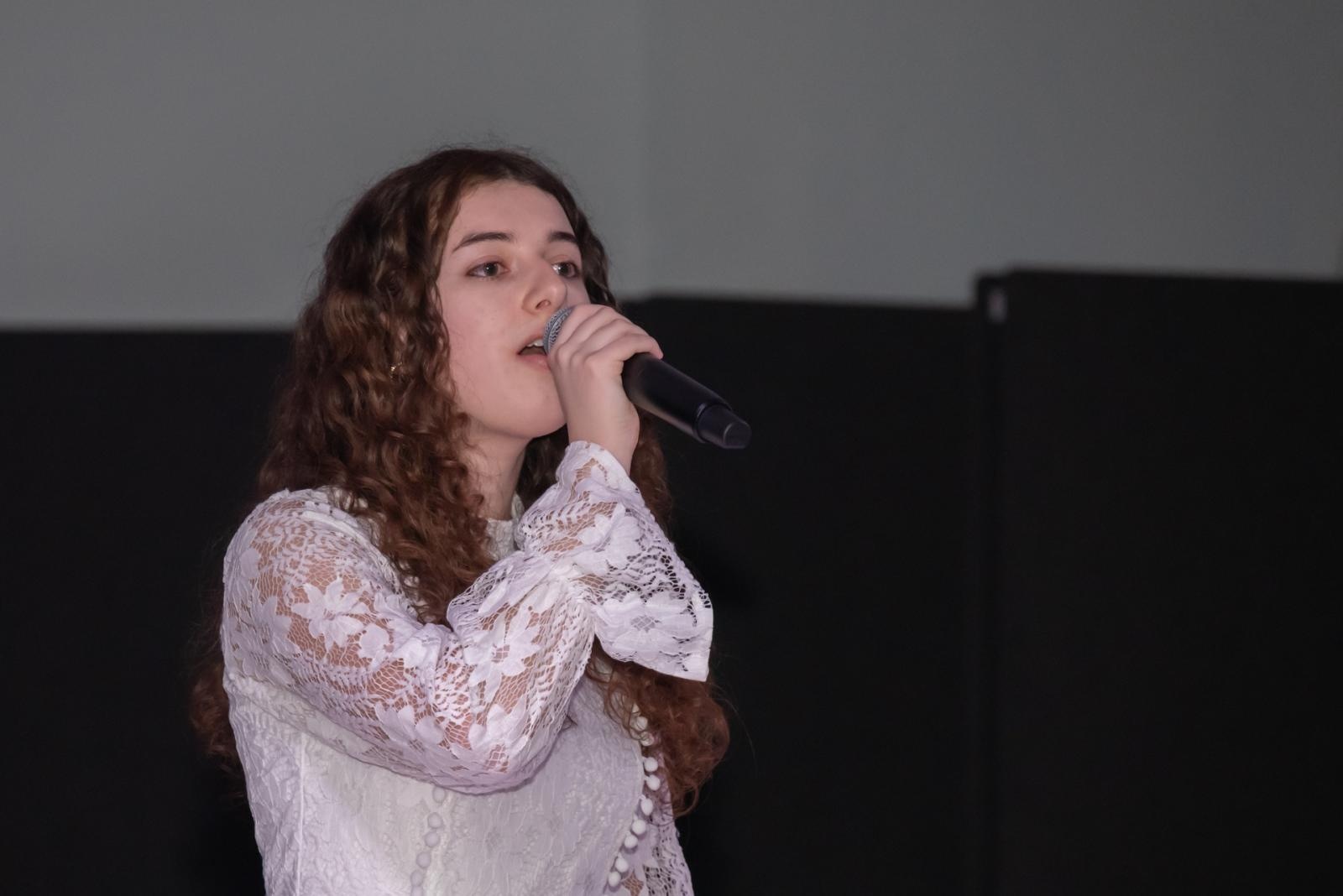 Zdjęcie w galerii na portalu naszraciborz.pl: Kolędy w mistrzowskim wykonaniu. Koncert Galowy XX Przeglądu Kolęd i Pastorałek w Tworkowie wiadomości z regionu