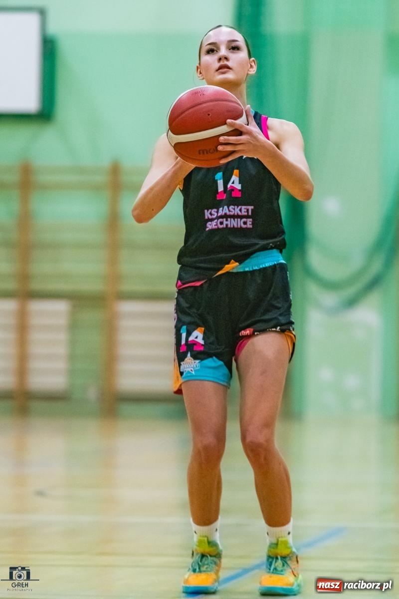 Zdjęcie w galerii na portalu naszraciborz.pl: Błędy w defensywie przesądziły o wyniku [FOTO i WIDEO] wiadomości z regionu