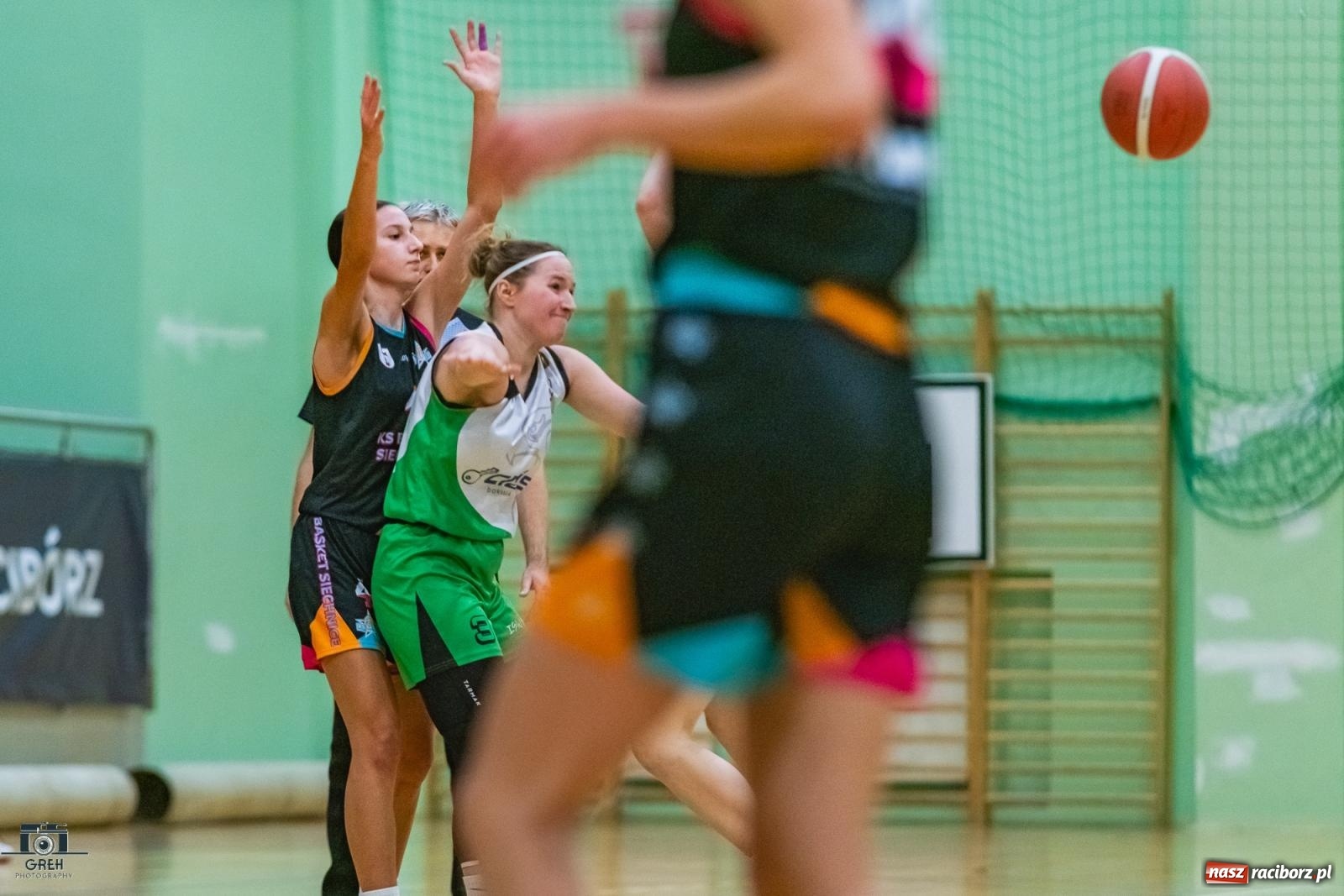 Zdjęcie w galerii na portalu naszraciborz.pl: Błędy w defensywie przesądziły o wyniku [FOTO i WIDEO] wiadomości z regionu