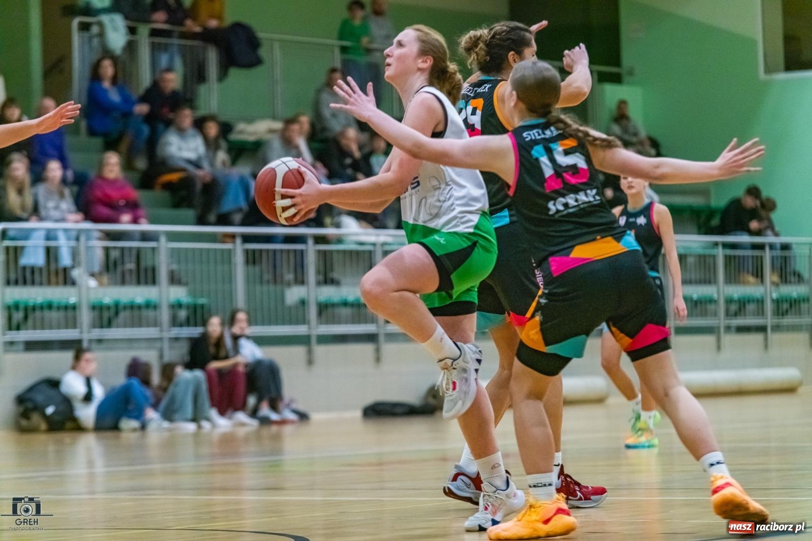 Zdjęcie w galerii na portalu naszraciborz.pl: Błędy w defensywie przesądziły o wyniku [FOTO i WIDEO] wiadomości z regionu