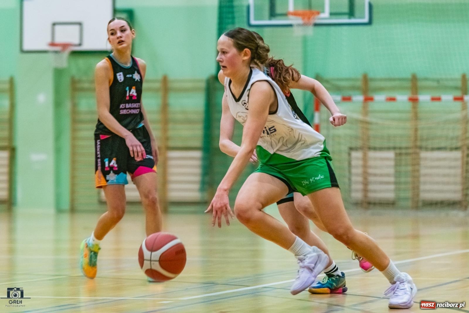 Zdjęcie w galerii na portalu naszraciborz.pl: Błędy w defensywie przesądziły o wyniku [FOTO i WIDEO] wiadomości z regionu