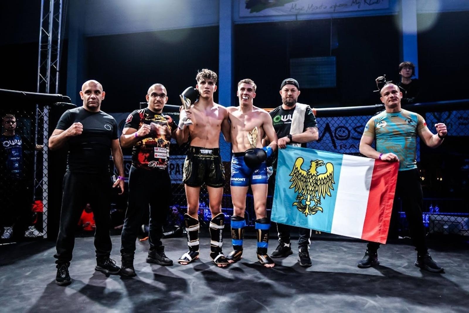 Zdjęcie w galerii na portalu naszraciborz.pl: Adam Brzozowski z efektownym debiutem na Oświęcimskim Wieczorze Walk 4 wiadomości z regionu