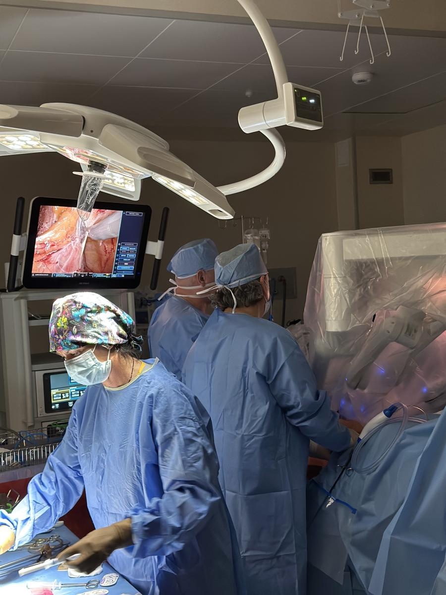 Zdjęcie w galerii na portalu naszraciborz.pl: Zabiegi robotem Da Vinci również dla pacjentów SP ZOZ w Kędzierzynie-Koźlu wiadomości z regionu