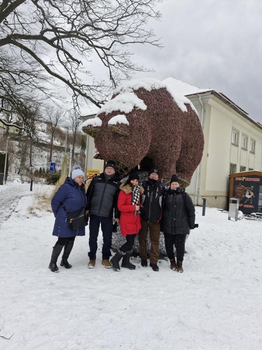 Zdjęcie w galerii na portalu naszraciborz.pl: Kulig w Wiśle-Czarne zorganizowany przez PTTK Oddział Racibórz – zimowa przygoda pełna wiadomości z regionu