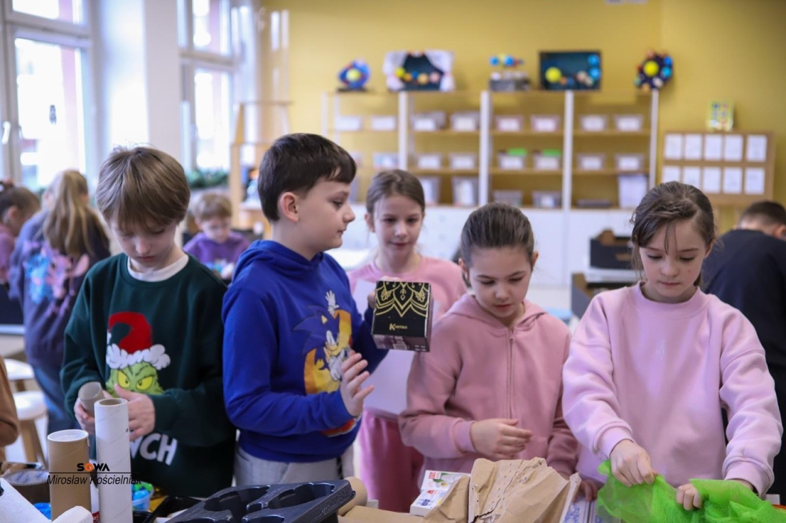 Zdjęcie w galerii na portalu naszraciborz.pl: Kreatywne Soboty w SOWA Racibórz – świat w miniaturze i łączone bilety z Muzeum wiadomości z regionu