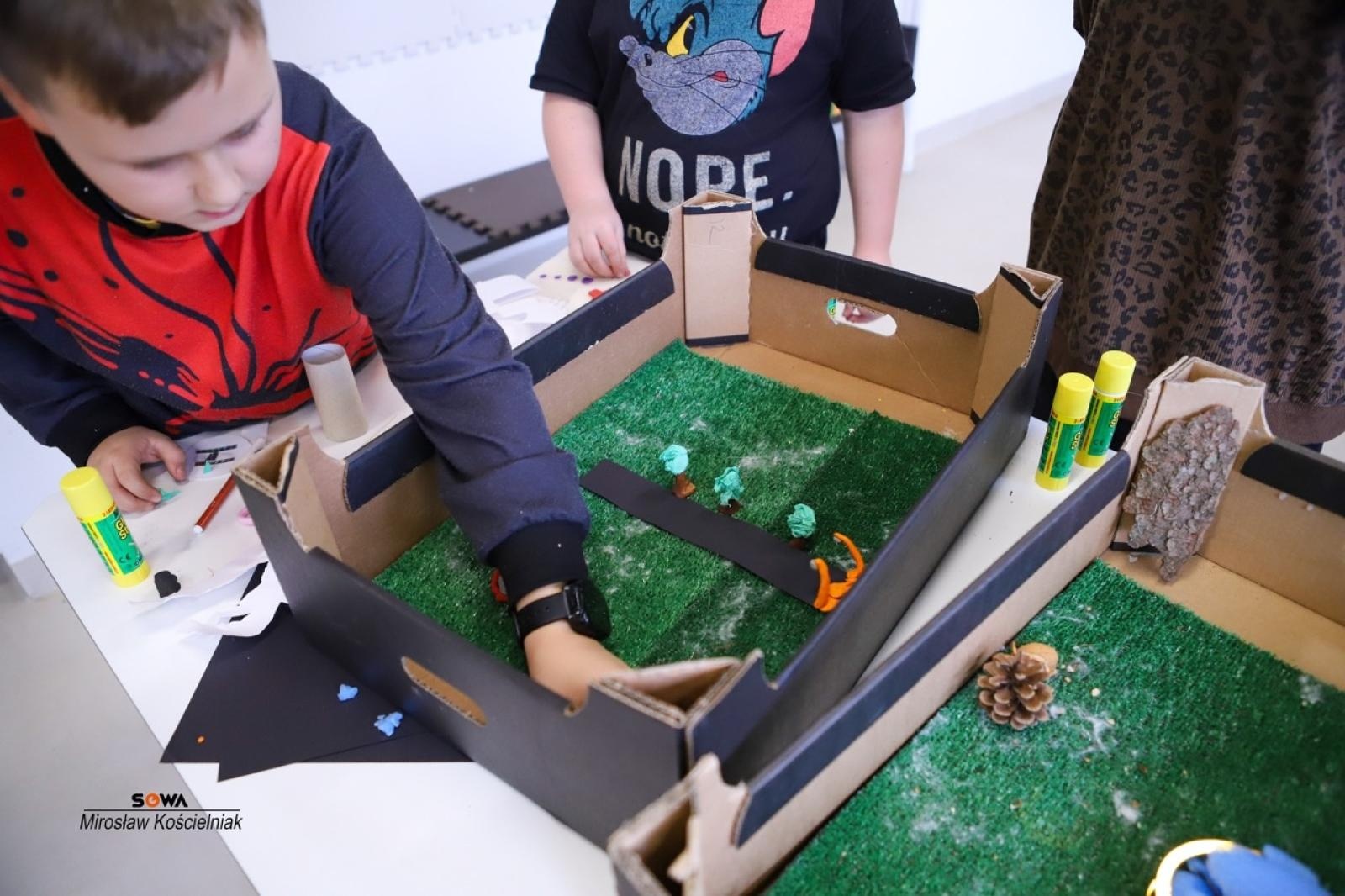 Zdjęcie w galerii na portalu naszraciborz.pl: Kreatywne Soboty w SOWA Racibórz – świat w miniaturze i łączone bilety z Muzeum wiadomości z regionu