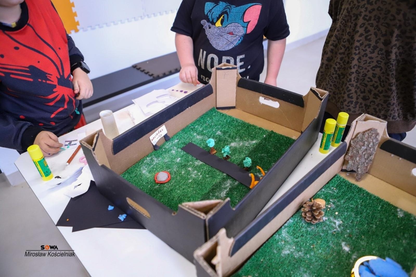 Zdjęcie w galerii na portalu naszraciborz.pl: Kreatywne Soboty w SOWA Racibórz – świat w miniaturze i łączone bilety z Muzeum wiadomości z regionu