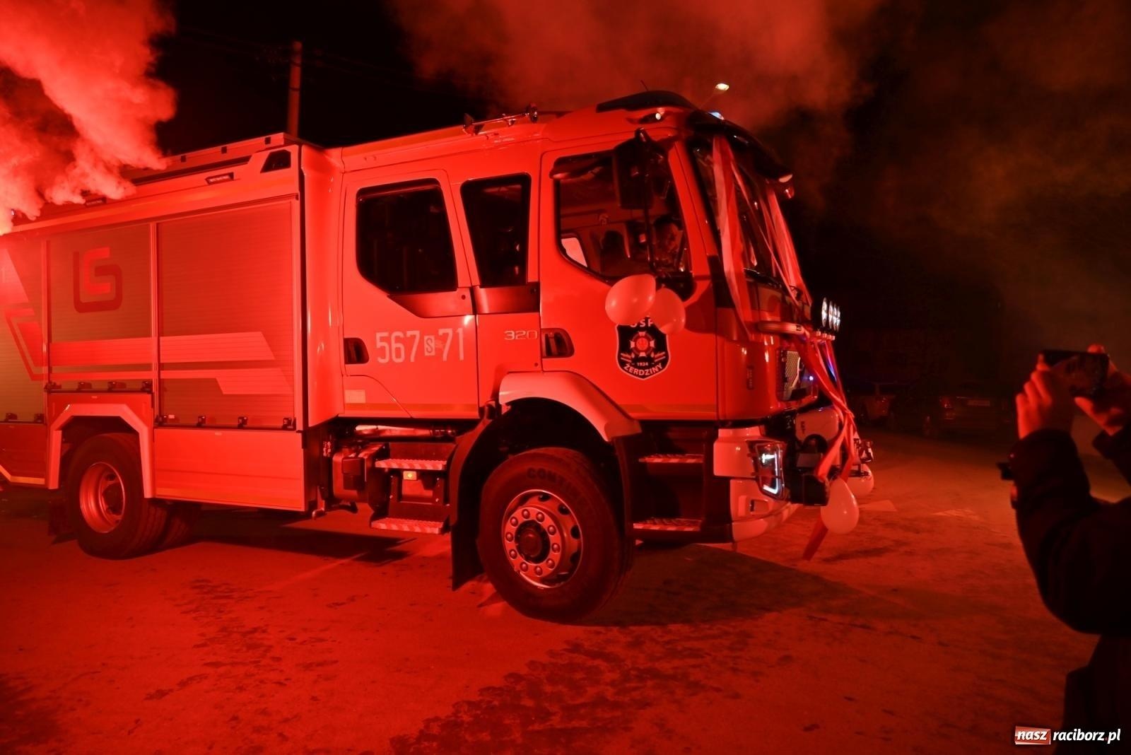 Zdjęcie w galerii na portalu naszraciborz.pl: Eko wsparcie dla strażaków. Katowicki WFOŚiGW poprawił poziom wyposażenia powiatowych jednostek OSP wiadomości z regionu