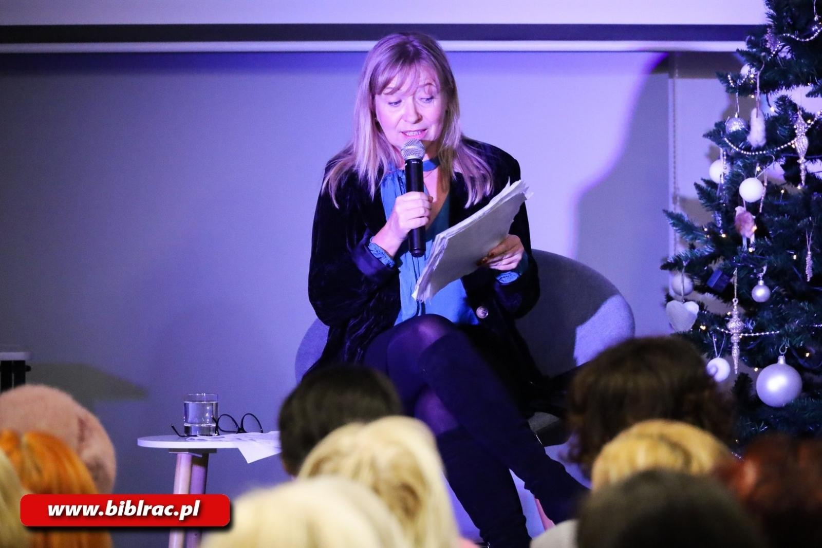 Zdjęcie w galerii na portalu naszraciborz.pl: Dorota Segda i Jacek Romanowski gwiazdami Spotkania Noworocznego w bibliotece wiadomości z regionu