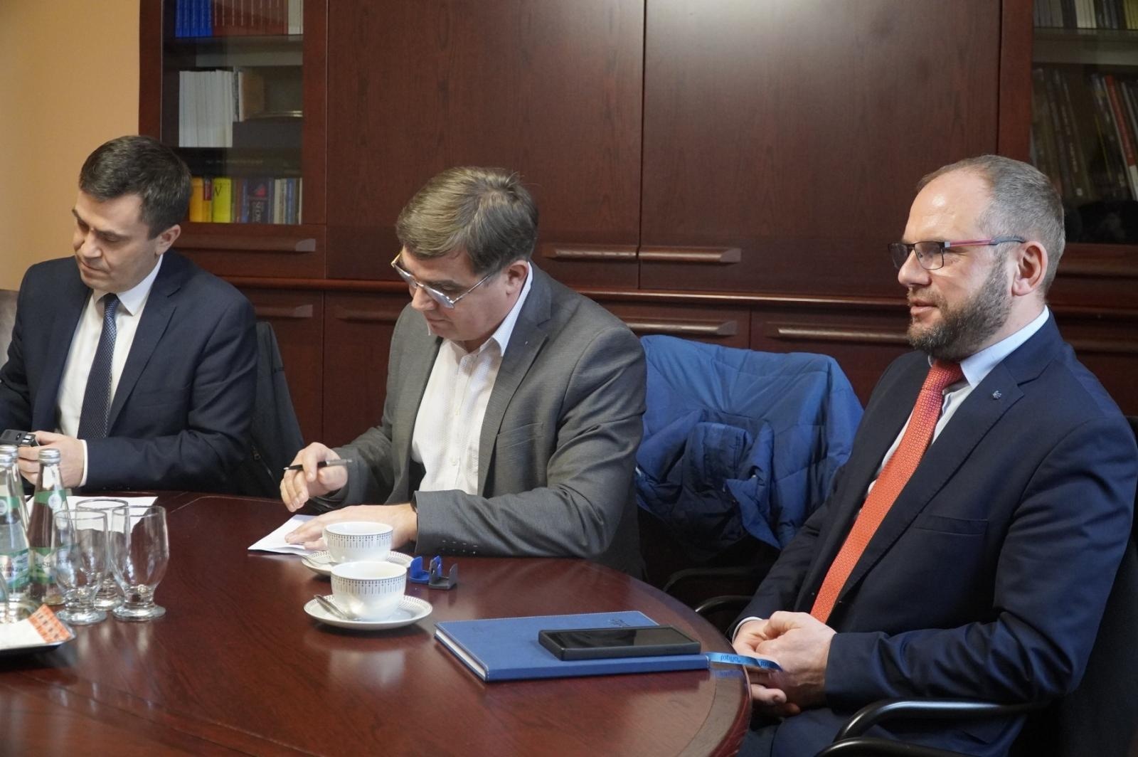 Zdjęcie w galerii na portalu naszraciborz.pl: Teren inwestycyjny w Raciborzu przy Cieszyńskiej sprzedany. Nowe perspektywy rozwoju gospodarczego wiadomości z regionu