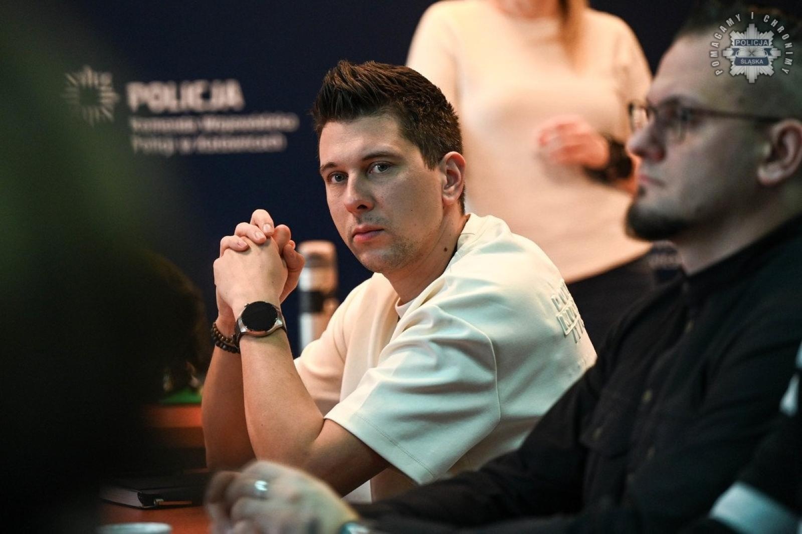 Zdjęcie w galerii na portalu naszraciborz.pl: Śląska policja ma koordynatorów ds. ochrony praw człowieka wiadomości z regionu