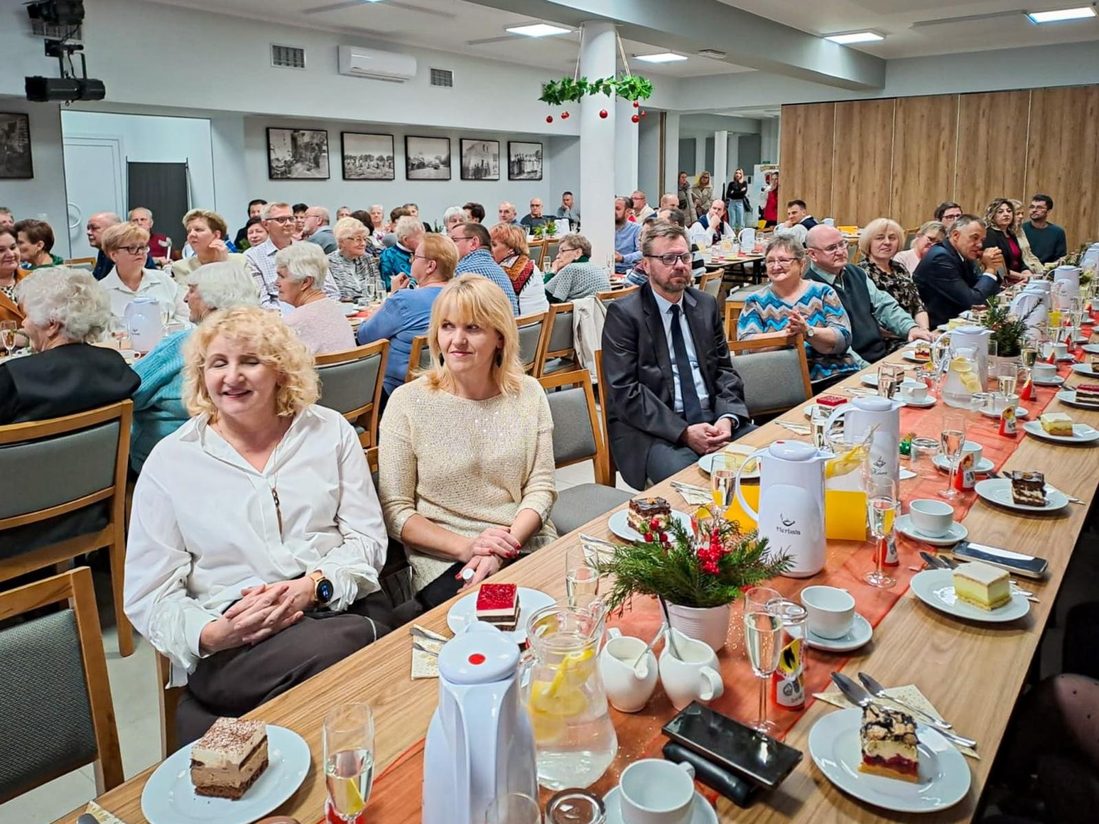 Zdjęcie w galerii na portalu naszraciborz.pl: W Tworkowie świętowano jubileusze DFK i zespołu Tworkauer Eiche wiadomości z regionu