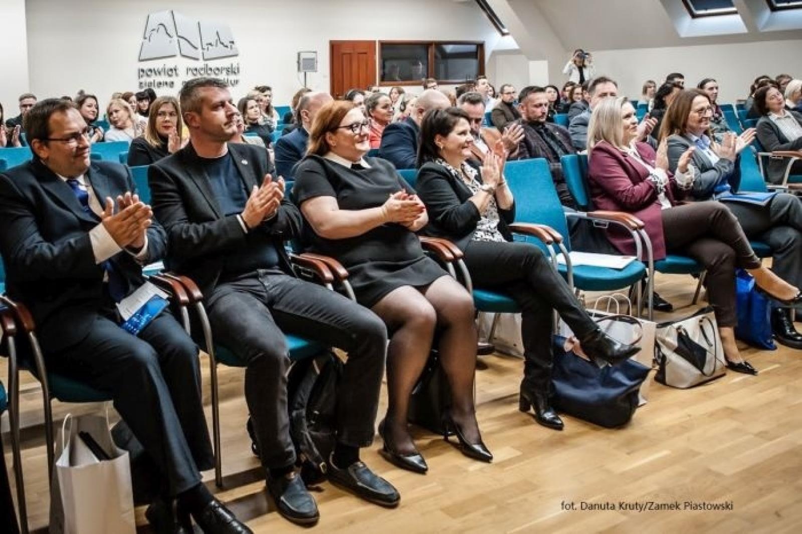 Zdjęcie w galerii na portalu naszraciborz.pl: Zrealizuj swój pomysł dzięki dofinansowaniu z Funduszu Małych Projektów! Siła Lokalnej Współpracy w ramach Programu Interreg Czechy-Polska 2021-2027 wiadomości z regionu