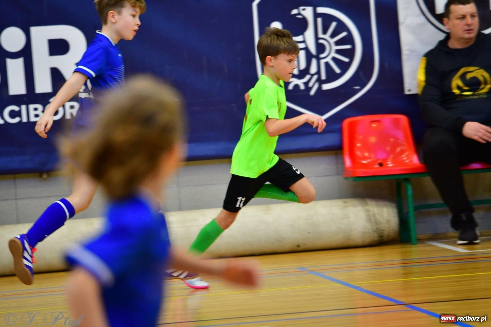 Zdjęcie w galerii na portalu naszraciborz.pl: Piłkarska rywalizacja rocznika 2016. Kolejny turniej fundacji Junior Trening [FOTO] wiadomości z regionu