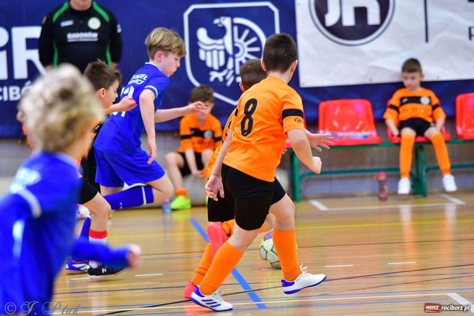 Zdjęcie w galerii na portalu naszraciborz.pl: Piłkarska rywalizacja rocznika 2016. Kolejny turniej fundacji Junior Trening [FOTO] wiadomości z regionu