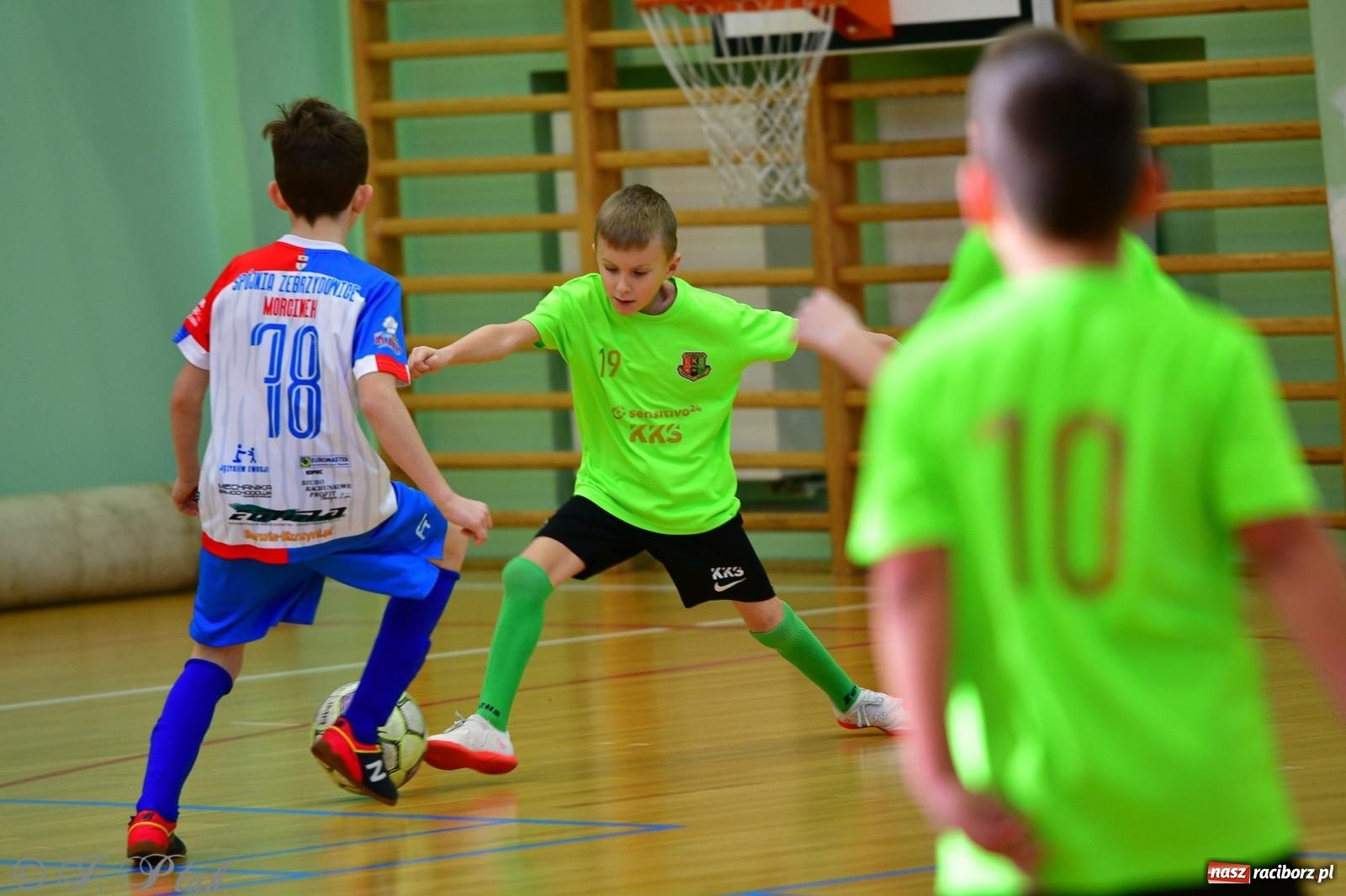 Zdjęcie w galerii na portalu naszraciborz.pl: Piłkarska rywalizacja rocznika 2016. Kolejny turniej fundacji Junior Trening [FOTO] wiadomości z regionu