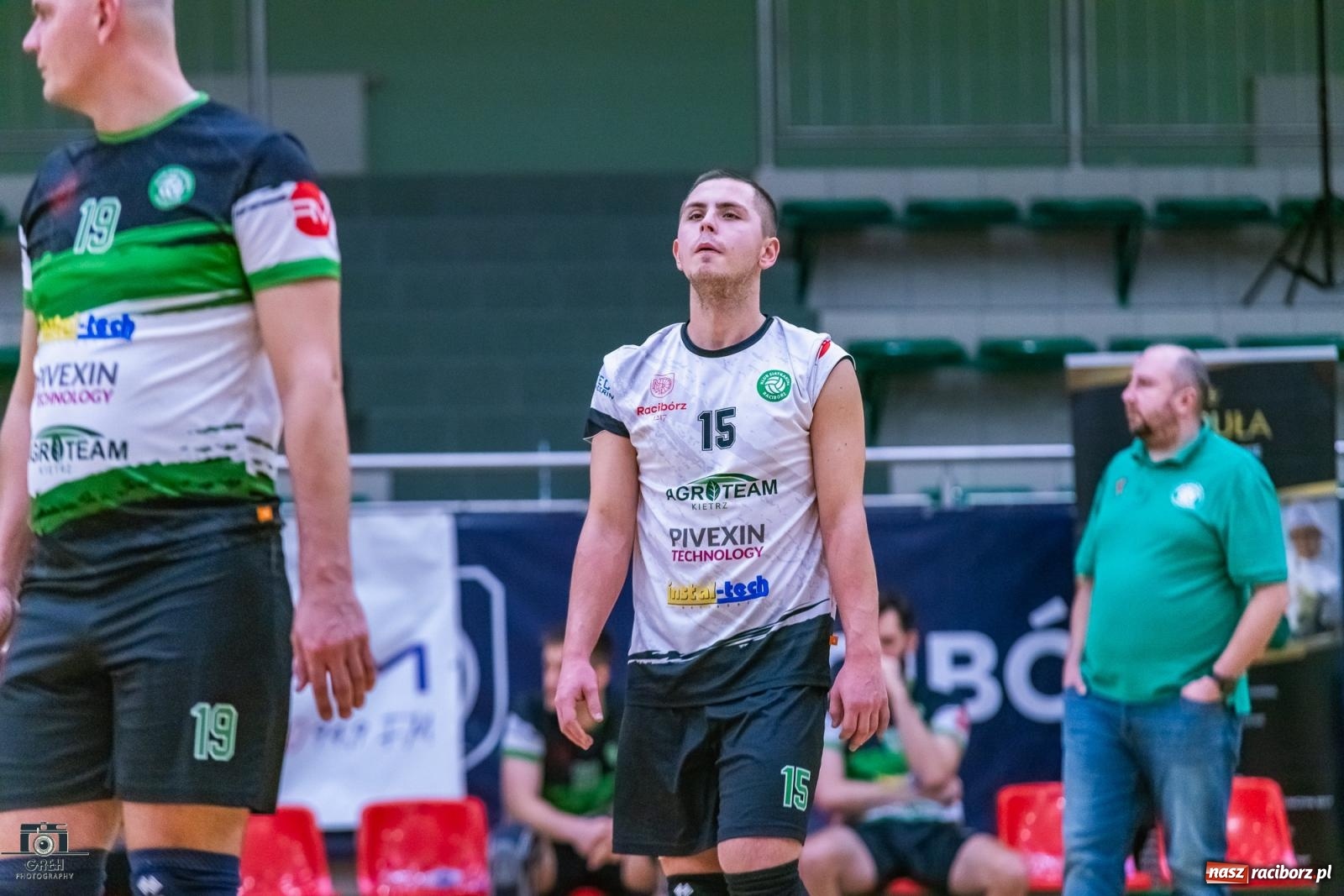 Zdjęcie w galerii na portalu naszraciborz.pl: Kolejny siatkarski dreszczowiec zakończony tie-breakiem [FOTO] wiadomości z regionu