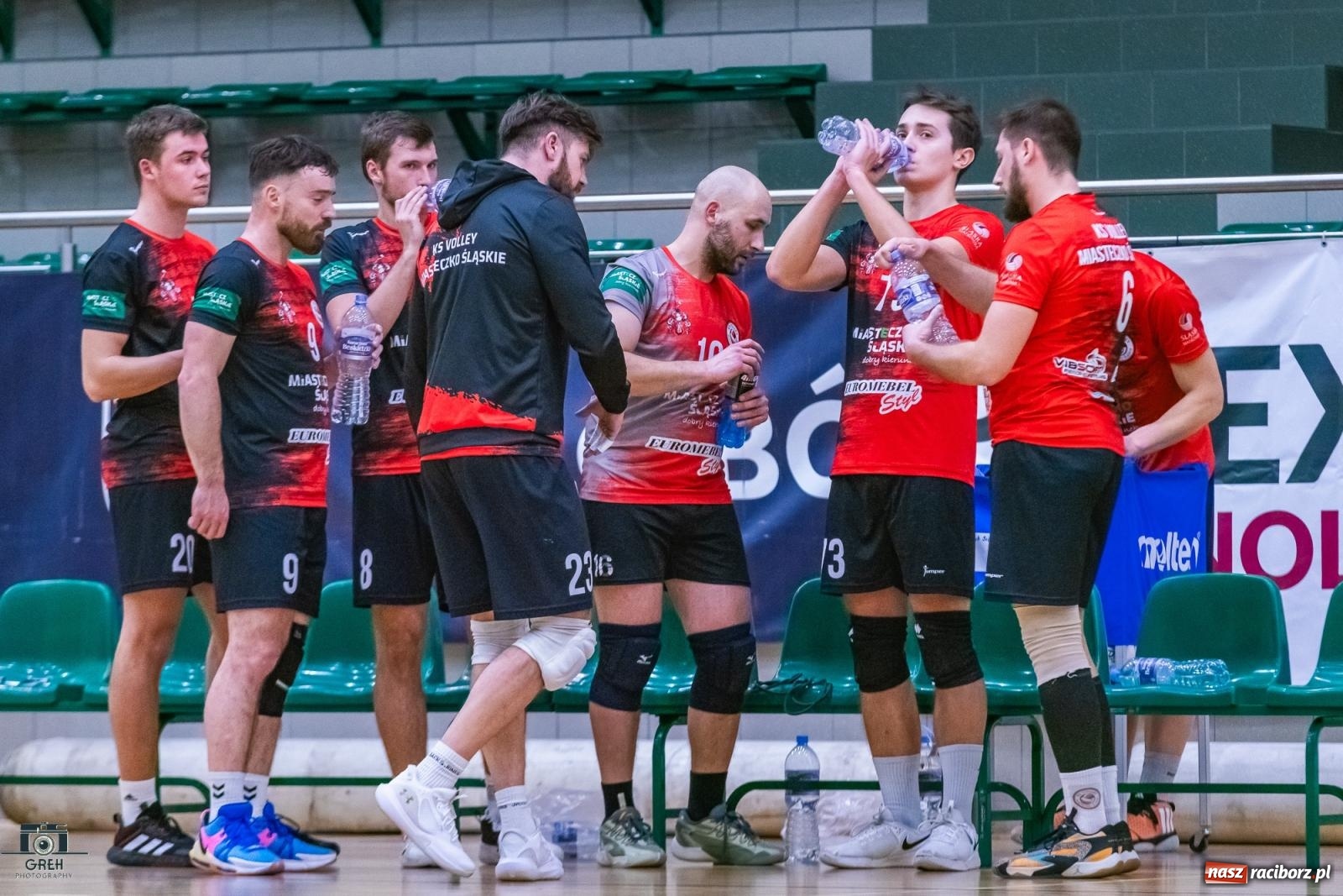 Zdjęcie w galerii na portalu naszraciborz.pl: Kolejny siatkarski dreszczowiec zakończony tie-breakiem [FOTO] wiadomości z regionu