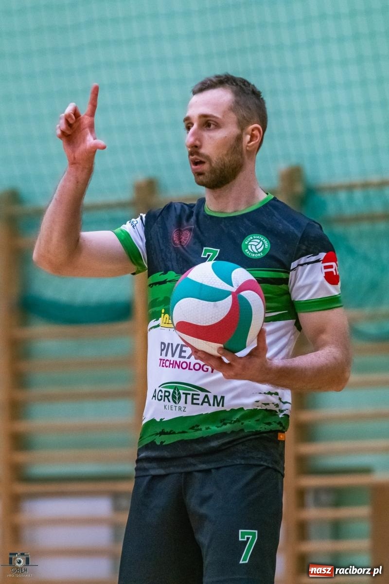 Zdjęcie w galerii na portalu naszraciborz.pl: Kolejny siatkarski dreszczowiec zakończony tie-breakiem [FOTO] wiadomości z regionu
