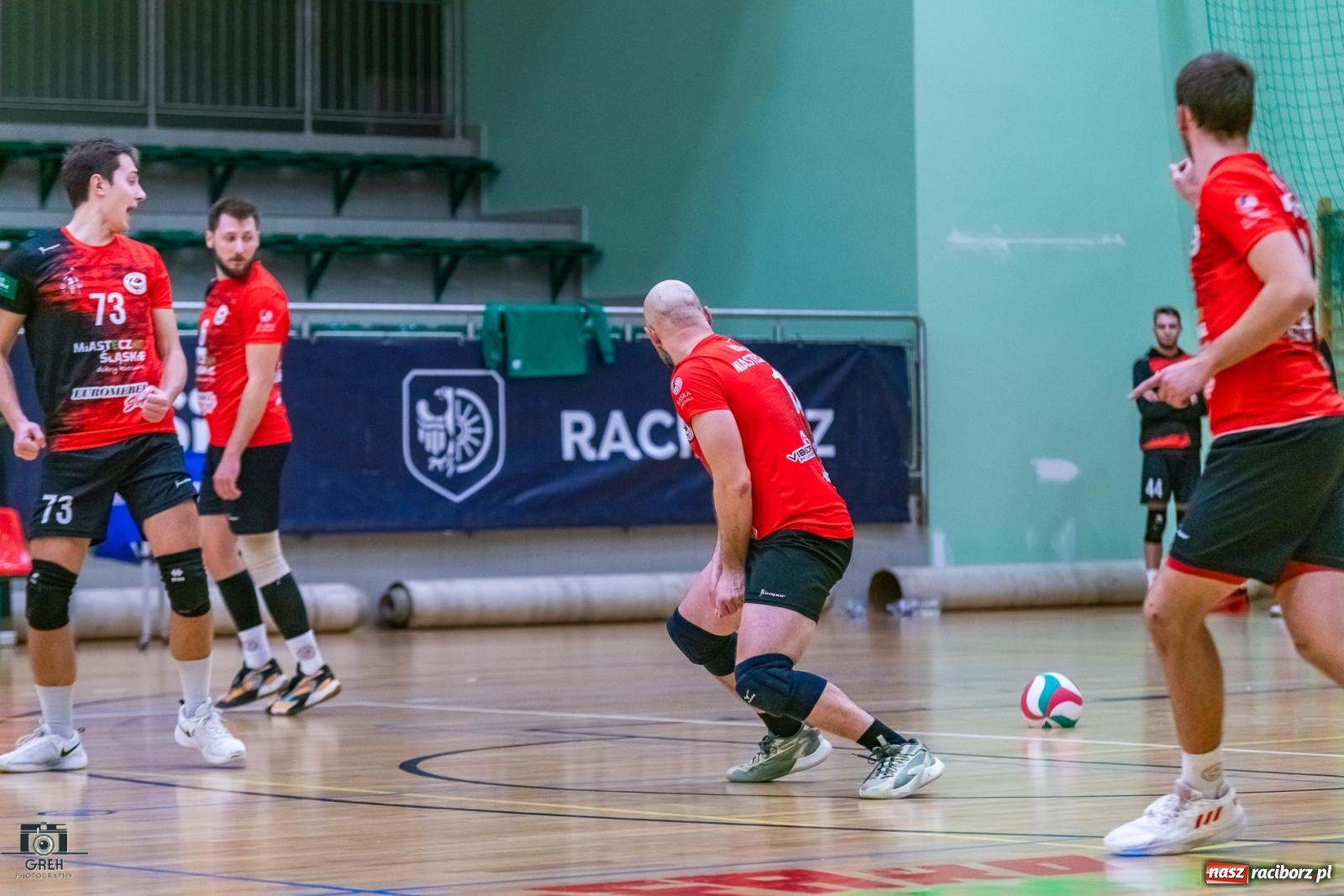 Zdjęcie w galerii na portalu naszraciborz.pl: Kolejny siatkarski dreszczowiec zakończony tie-breakiem [FOTO] wiadomości z regionu