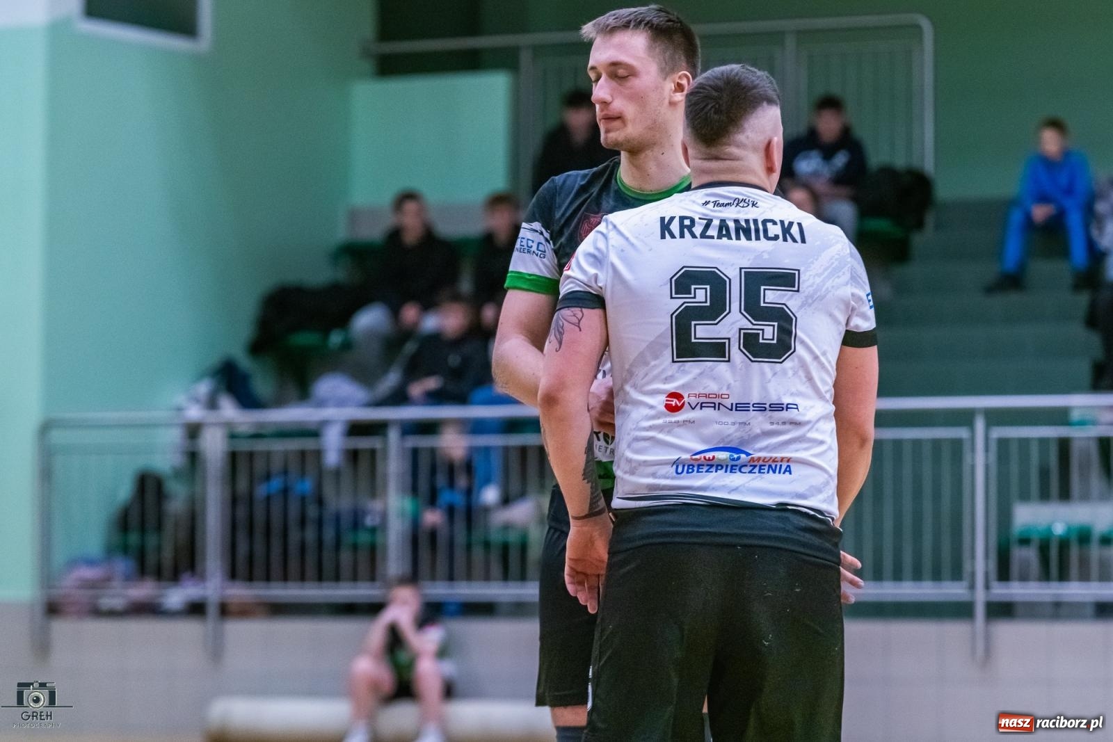 Zdjęcie w galerii na portalu naszraciborz.pl: Kolejny siatkarski dreszczowiec zakończony tie-breakiem [FOTO] wiadomości z regionu