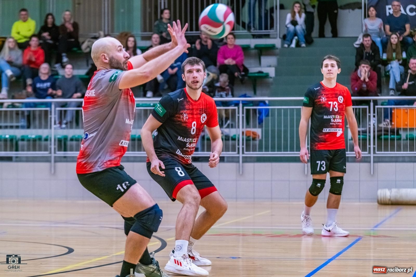 Zdjęcie w galerii na portalu naszraciborz.pl: Kolejny siatkarski dreszczowiec zakończony tie-breakiem [FOTO] wiadomości z regionu
