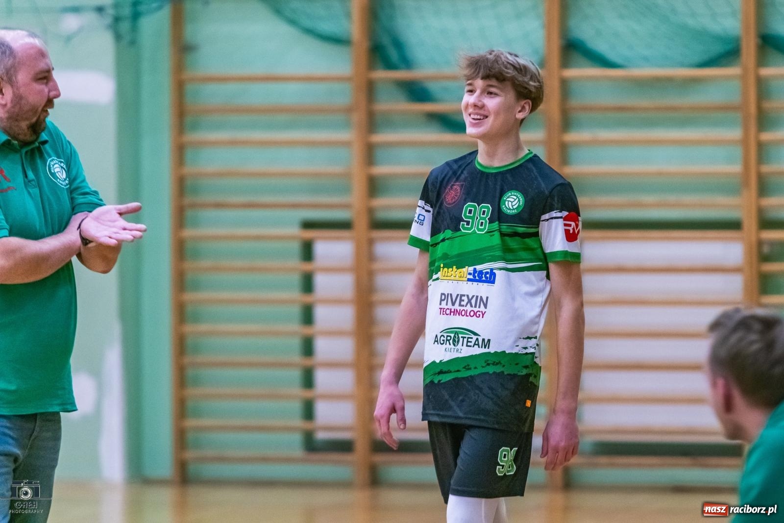 Zdjęcie w galerii na portalu naszraciborz.pl: Kolejny siatkarski dreszczowiec zakończony tie-breakiem [FOTO] wiadomości z regionu