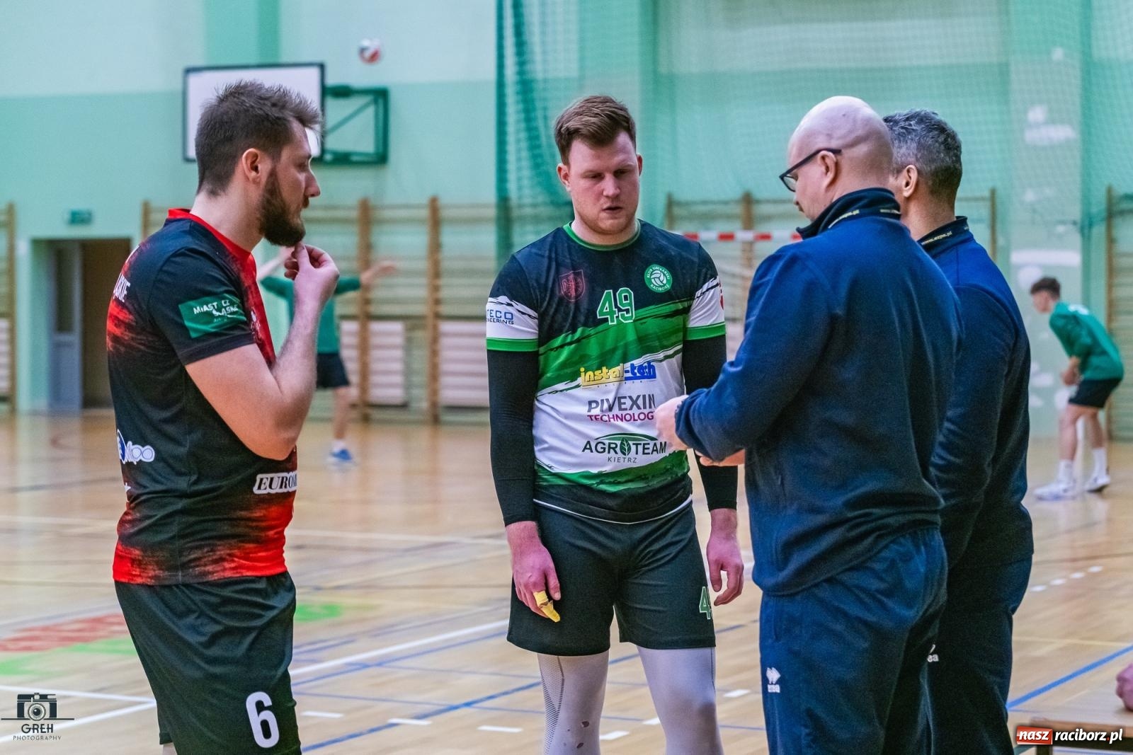 Zdjęcie w galerii na portalu naszraciborz.pl: Kolejny siatkarski dreszczowiec zakończony tie-breakiem [FOTO] wiadomości z regionu