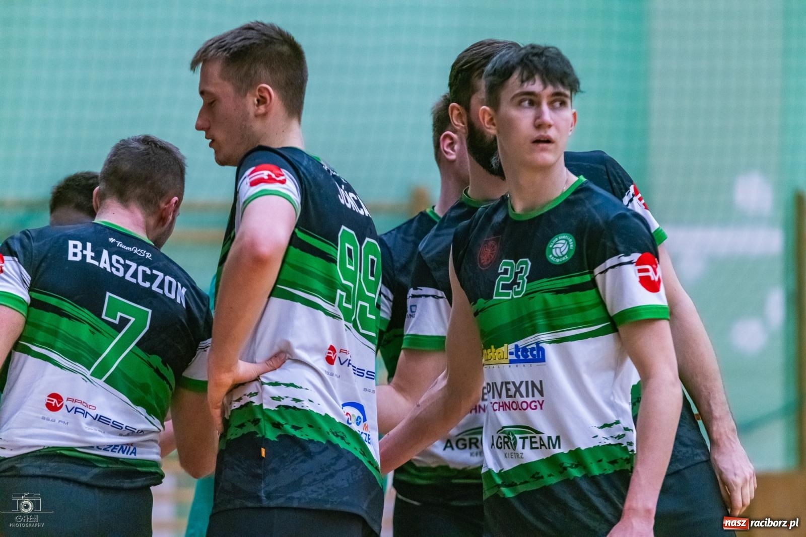 Zdjęcie w galerii na portalu naszraciborz.pl: Kolejny siatkarski dreszczowiec zakończony tie-breakiem [FOTO] wiadomości z regionu