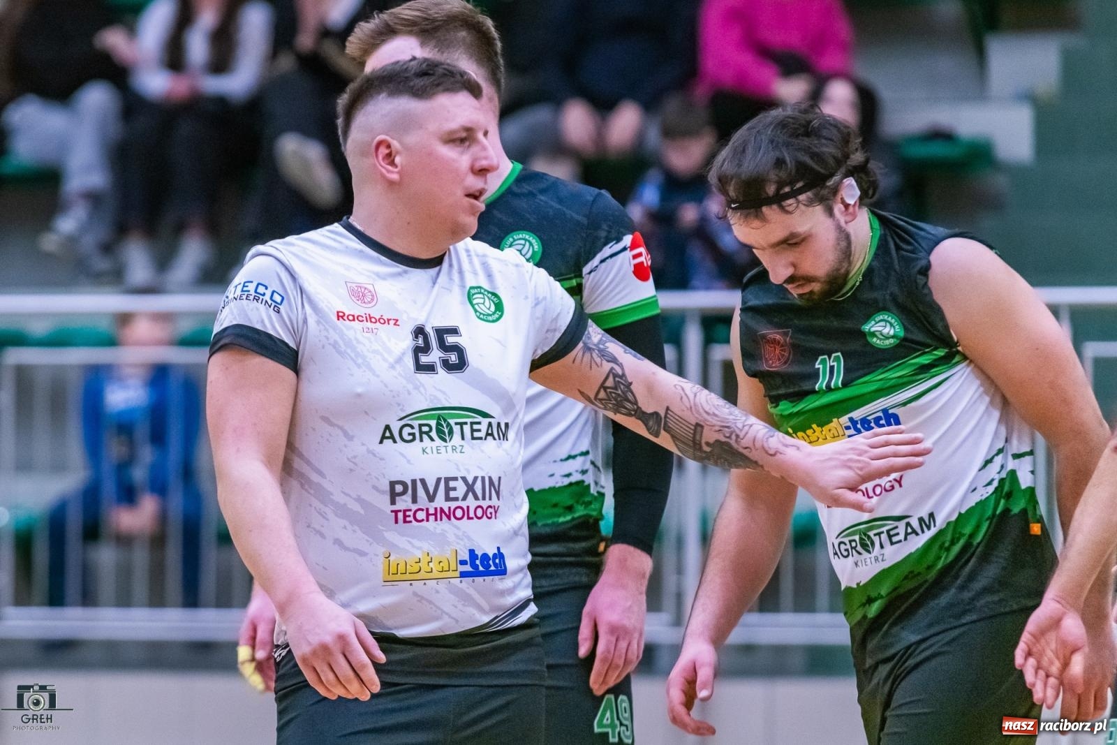 Zdjęcie w galerii na portalu naszraciborz.pl: Kolejny siatkarski dreszczowiec zakończony tie-breakiem [FOTO] wiadomości z regionu