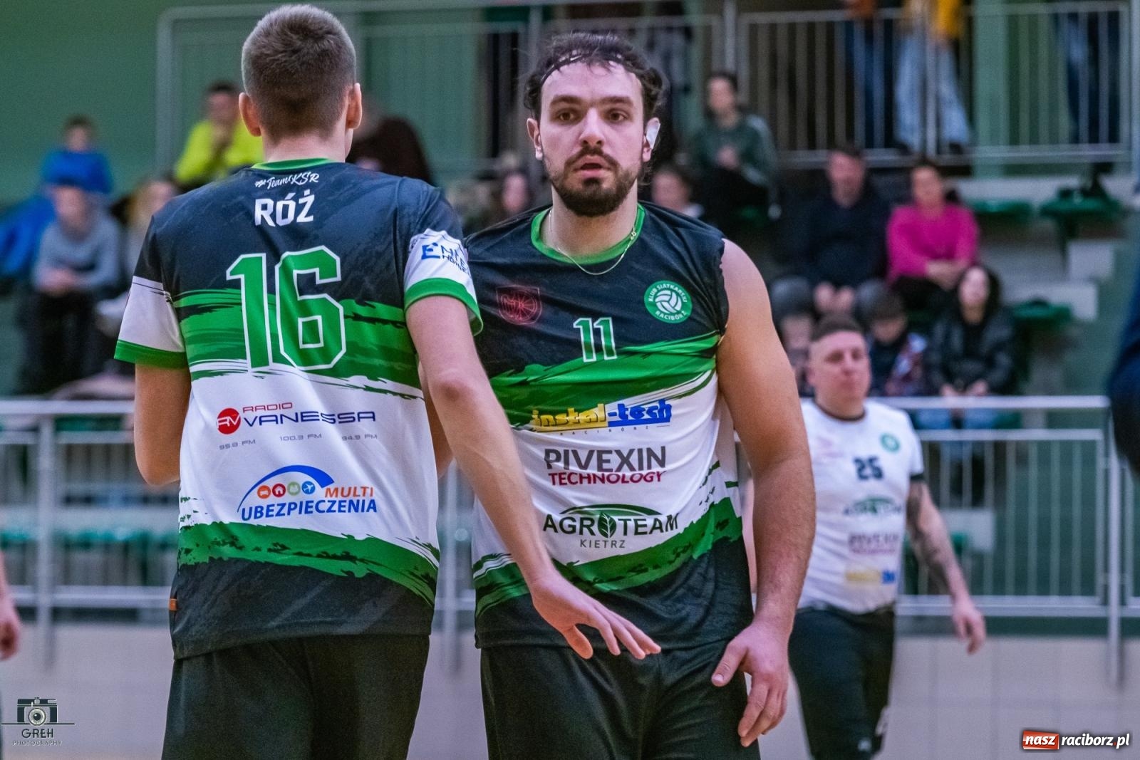 Zdjęcie w galerii na portalu naszraciborz.pl: Kolejny siatkarski dreszczowiec zakończony tie-breakiem [FOTO] wiadomości z regionu