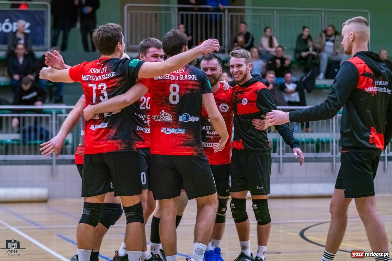 Zdjęcie w galerii na portalu naszraciborz.pl: Kolejny siatkarski dreszczowiec zakończony tie-breakiem [FOTO] wiadomości z regionu