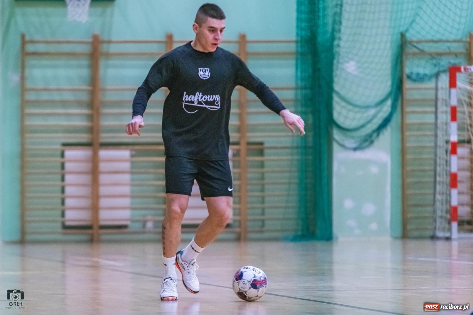 Zdjęcie w galerii na portalu naszraciborz.pl: Futsal. Galaktyczni sprzątnęli Bałagan [FOTO] wiadomości z regionu