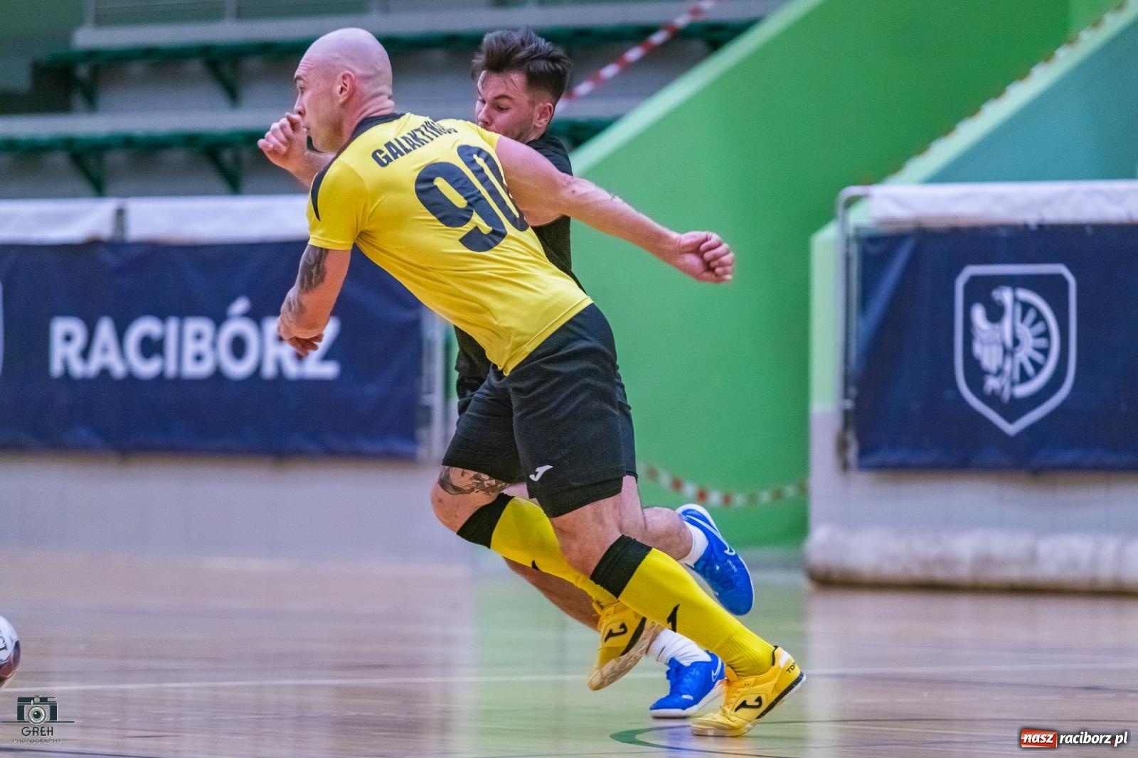 Zdjęcie w galerii na portalu naszraciborz.pl: Futsal. Galaktyczni sprzątnęli Bałagan [FOTO] wiadomości z regionu