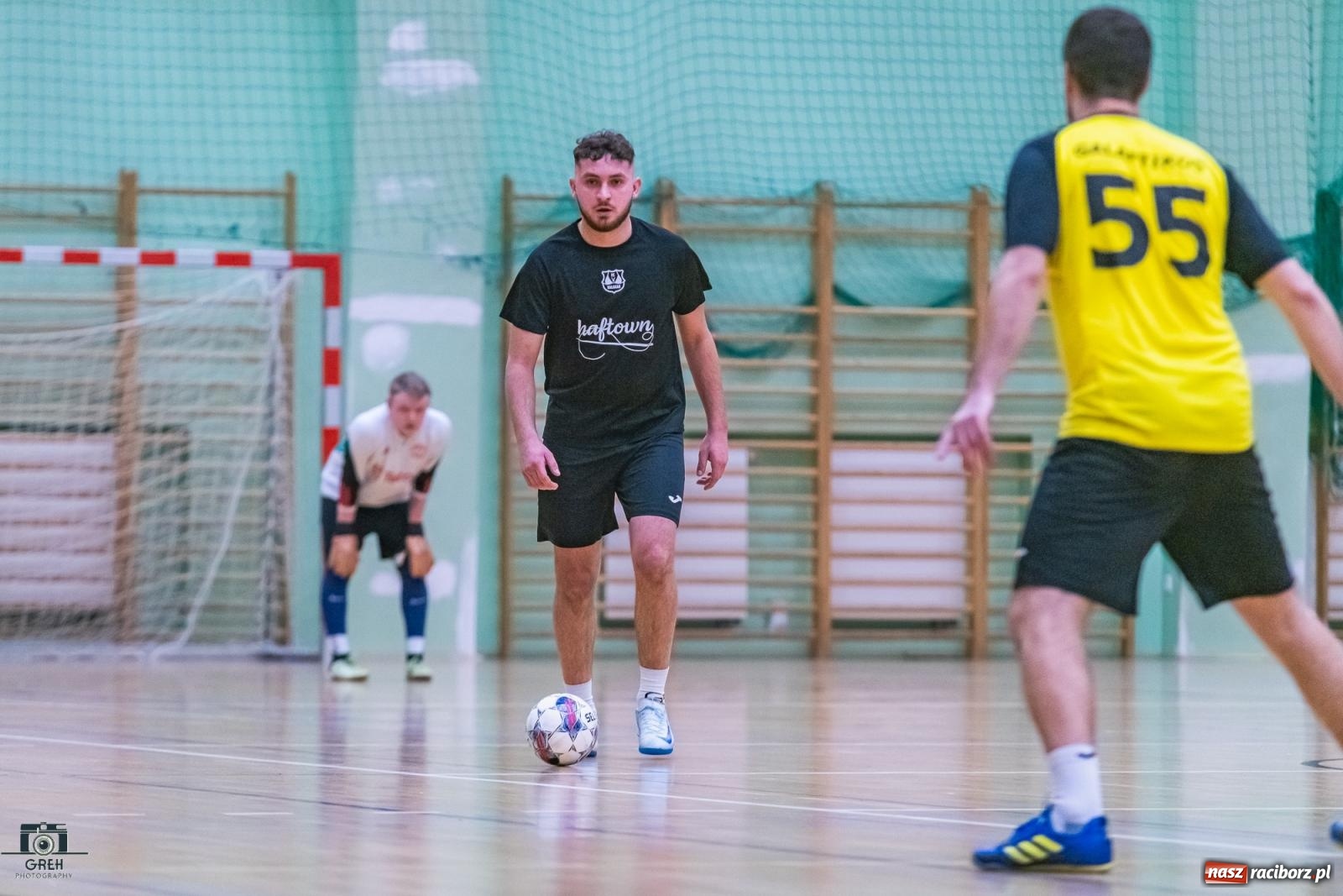 Zdjęcie w galerii na portalu naszraciborz.pl: Futsal. Galaktyczni sprzątnęli Bałagan [FOTO] wiadomości z regionu
