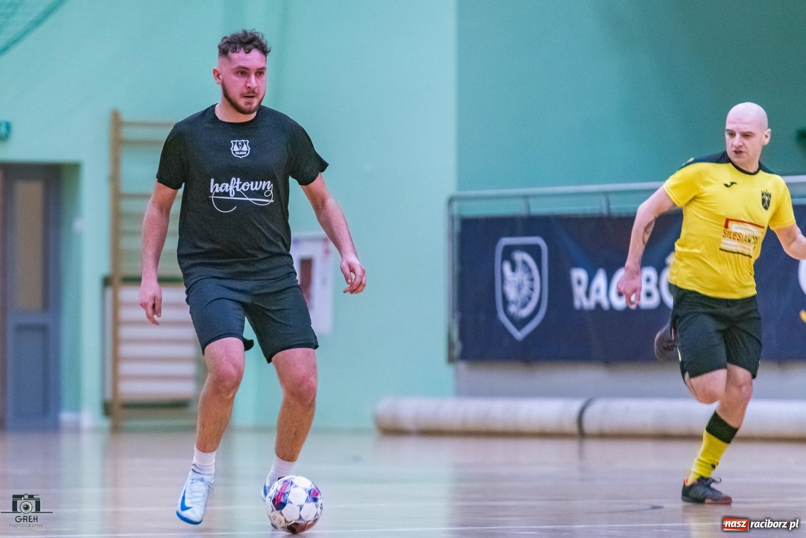 Zdjęcie w galerii na portalu naszraciborz.pl: Futsal. Galaktyczni sprzątnęli Bałagan [FOTO] wiadomości z regionu
