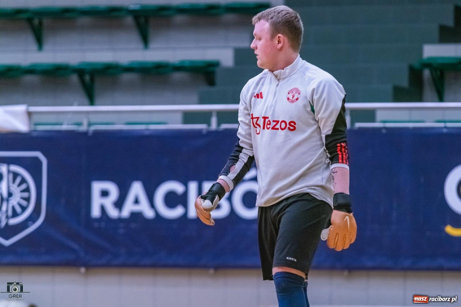 Zdjęcie w galerii na portalu naszraciborz.pl: Futsal. Galaktyczni sprzątnęli Bałagan [FOTO] wiadomości z regionu