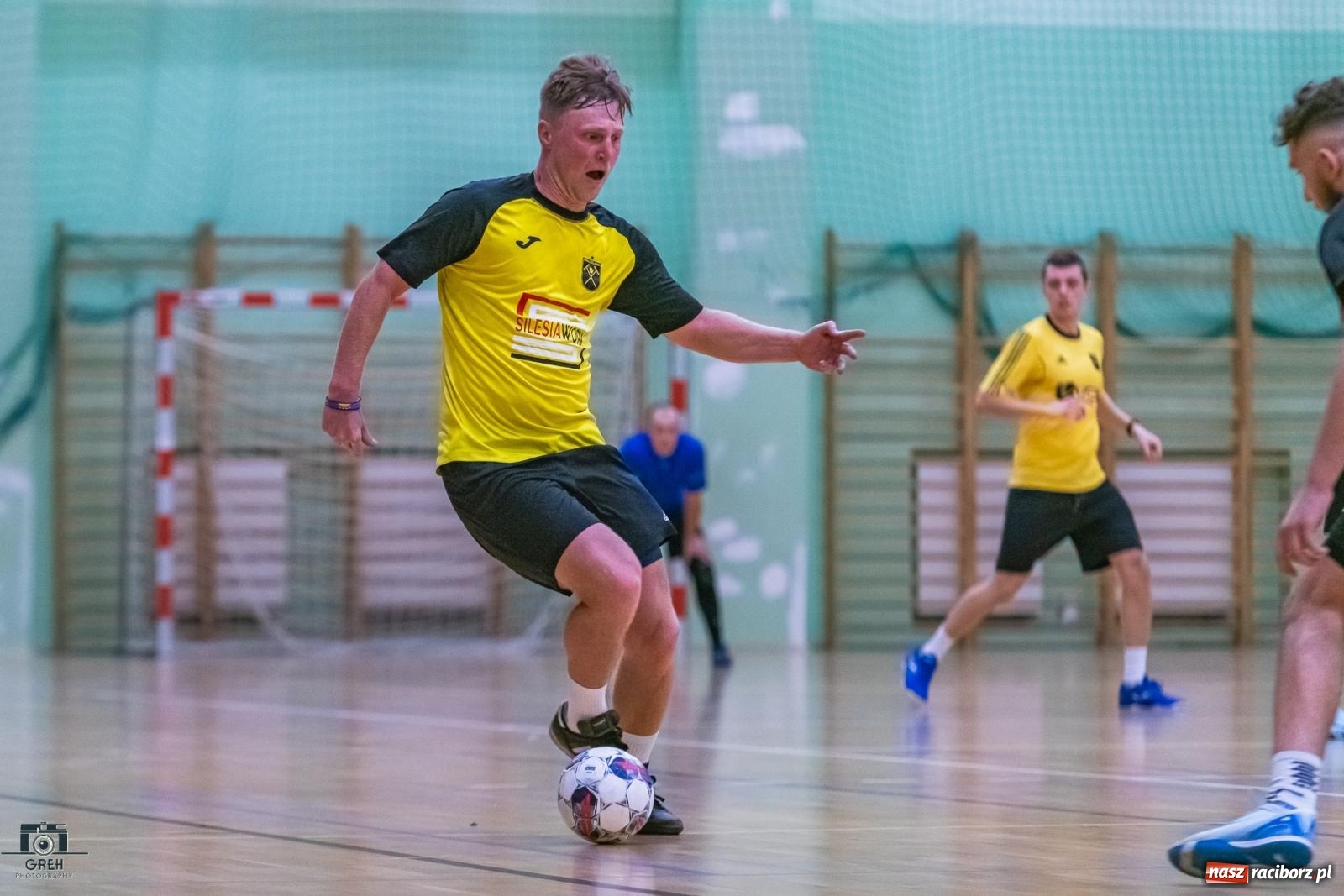 Zdjęcie w galerii na portalu naszraciborz.pl: Futsal. Galaktyczni sprzątnęli Bałagan [FOTO] wiadomości z regionu