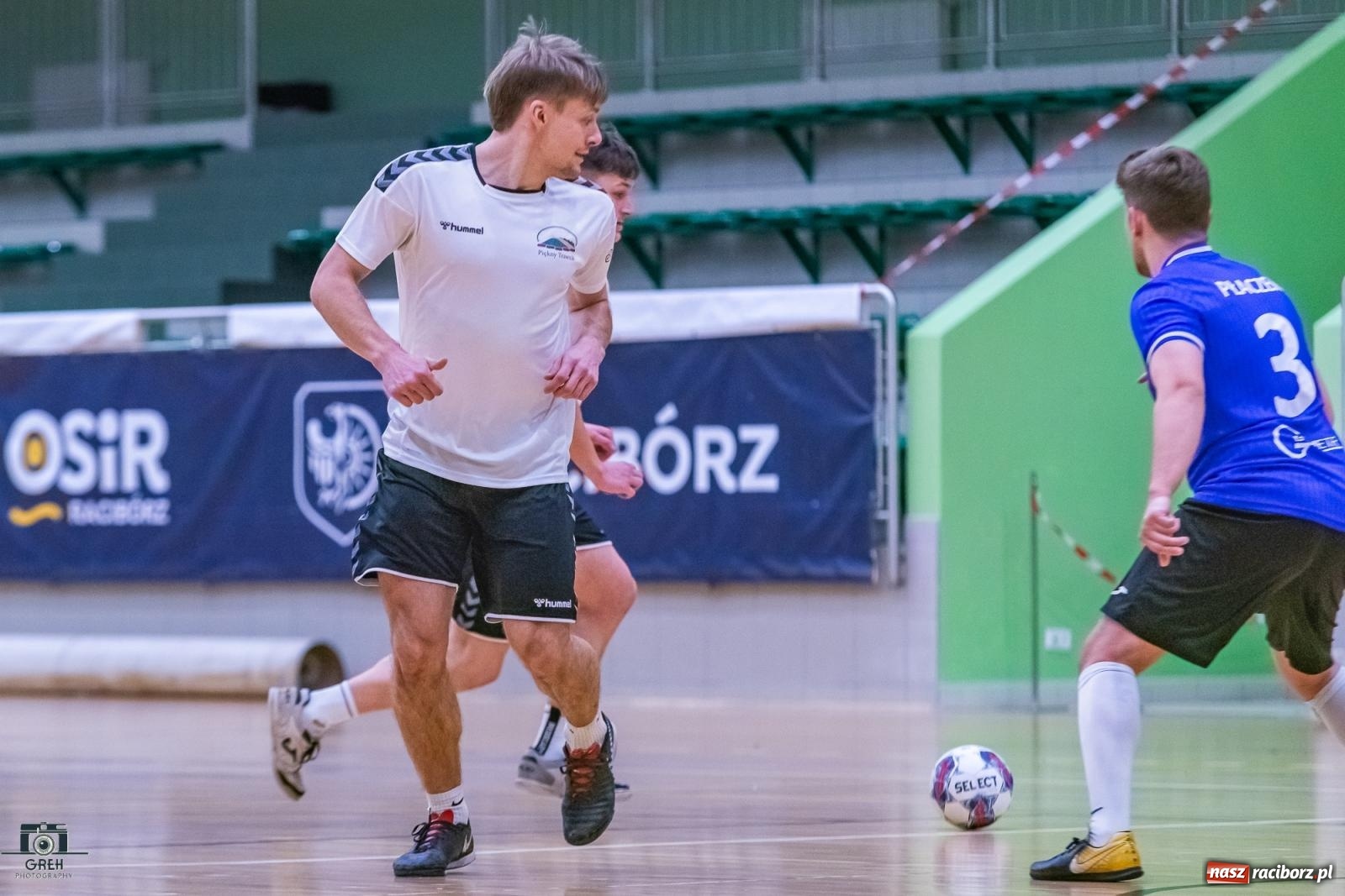 Zdjęcie w galerii na portalu naszraciborz.pl: Futsal. Galaktyczni sprzątnęli Bałagan [FOTO] wiadomości z regionu