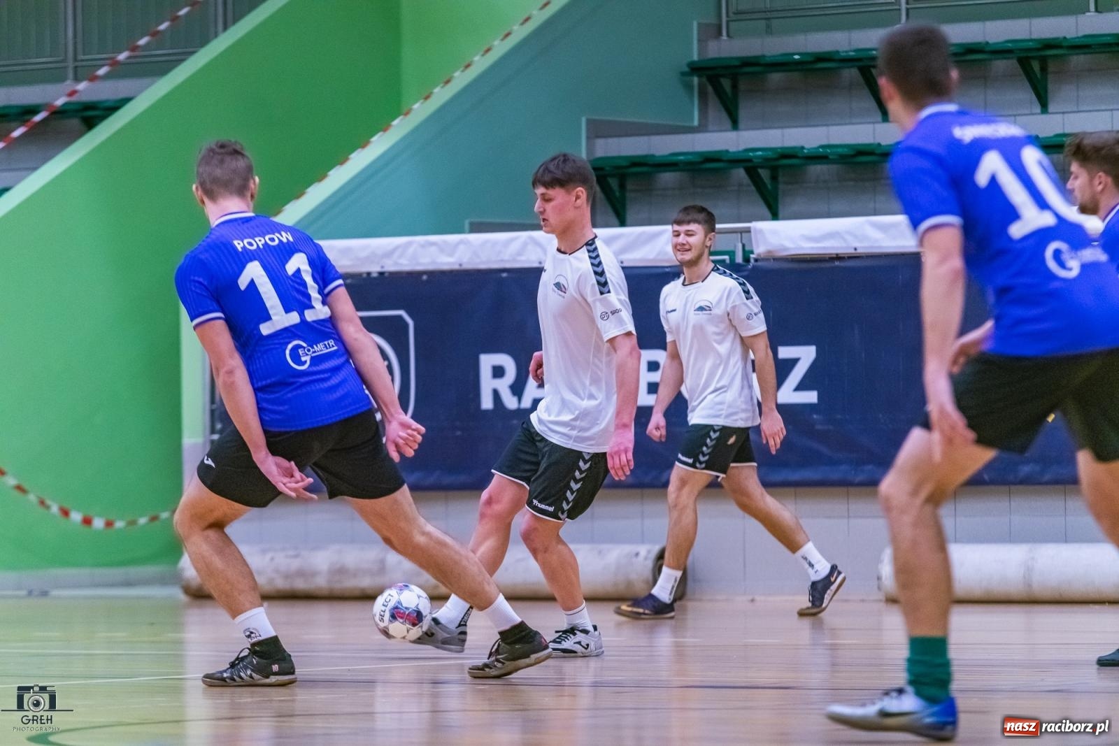 Zdjęcie w galerii na portalu naszraciborz.pl: Futsal. Galaktyczni sprzątnęli Bałagan [FOTO] wiadomości z regionu