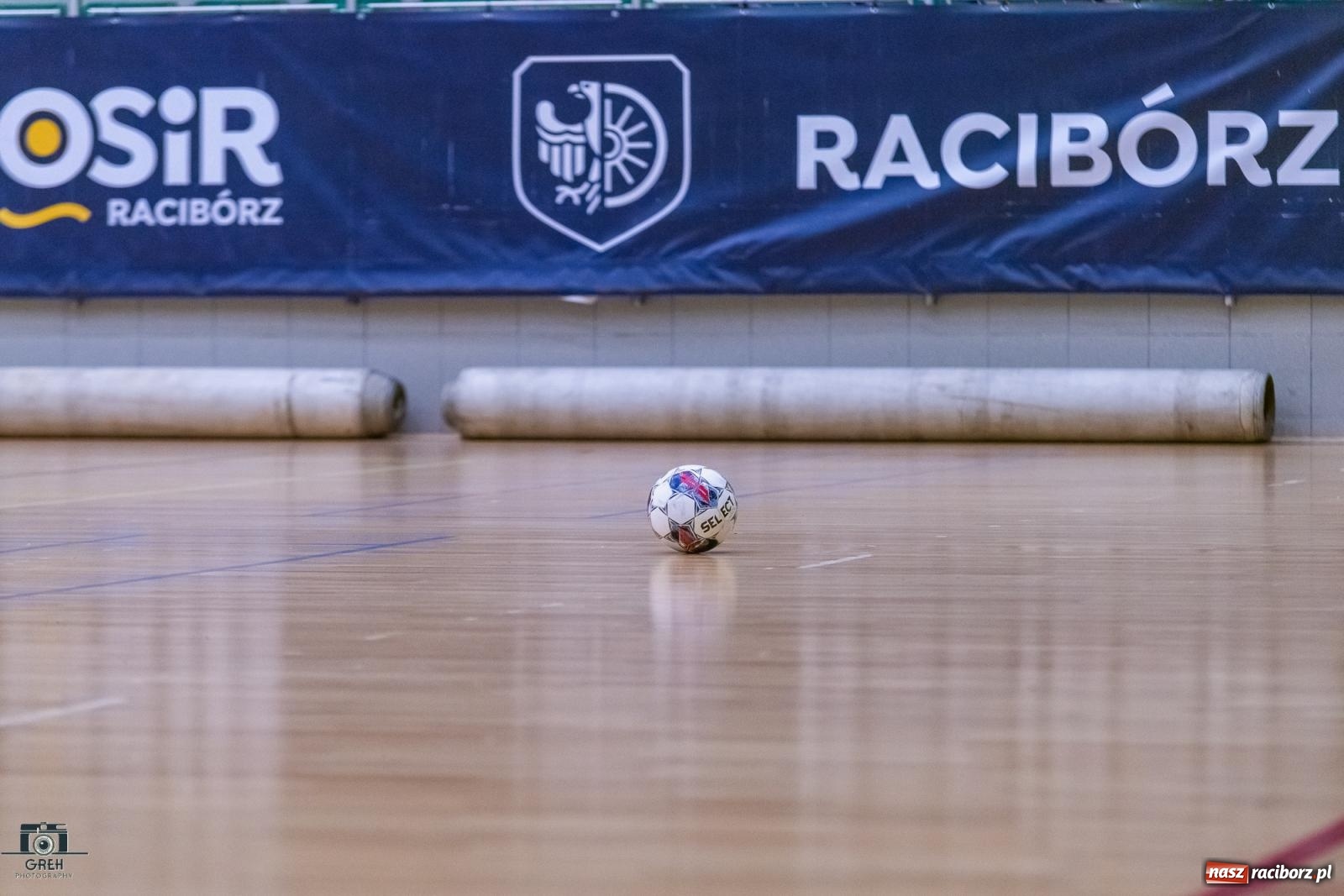 Zdjęcie w galerii na portalu naszraciborz.pl: Futsal. Galaktyczni sprzątnęli Bałagan [FOTO] wiadomości z regionu