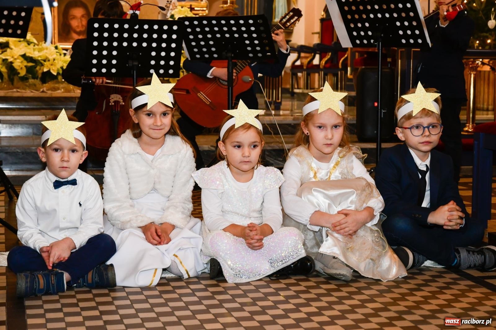 Zdjęcie w galerii na portalu naszraciborz.pl: Kolędowanie w Brzeziu – koncert pełen wzruszeń i radości [FOTO i WIDEO] wiadomości z regionu