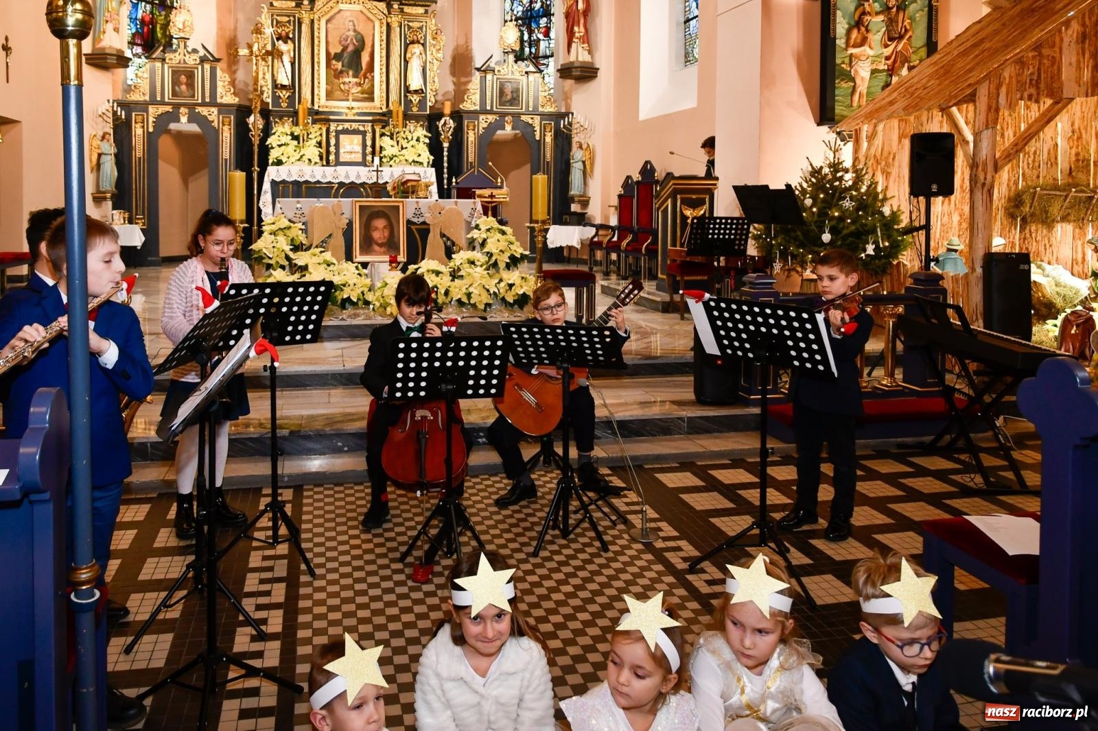 Zdjęcie w galerii na portalu naszraciborz.pl: Kolędowanie w Brzeziu – koncert pełen wzruszeń i radości [FOTO i WIDEO] wiadomości z regionu