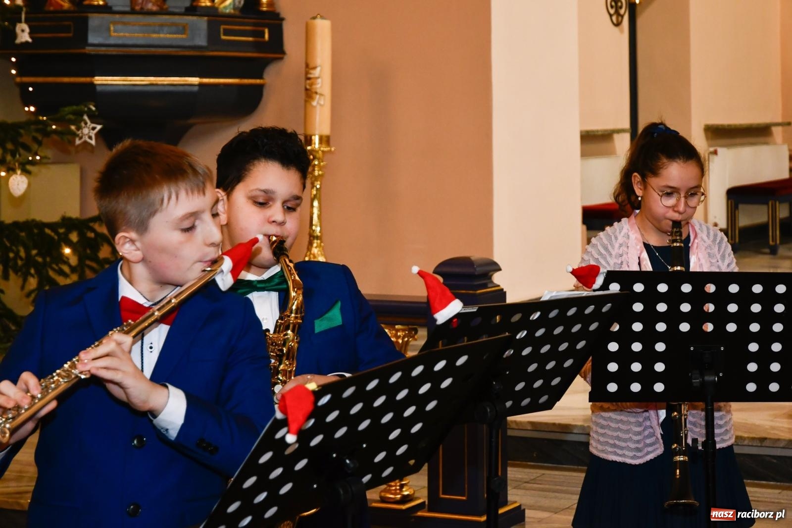 Zdjęcie w galerii na portalu naszraciborz.pl: Kolędowanie w Brzeziu – koncert pełen wzruszeń i radości [FOTO i WIDEO] wiadomości z regionu